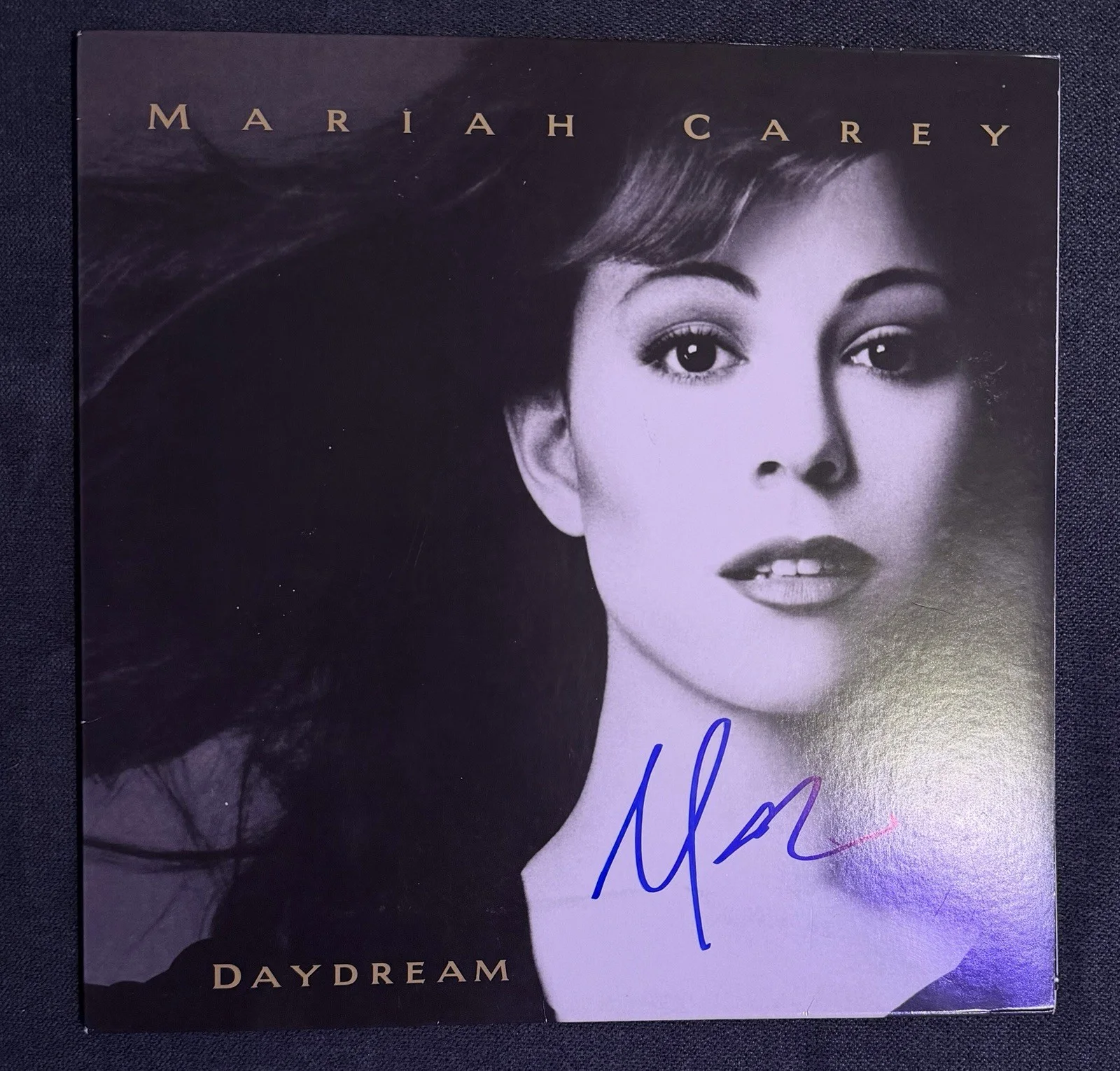 Mariah Carey Signed Daydream Vinyl LP Autographed + Proof Video Authentic, image 3