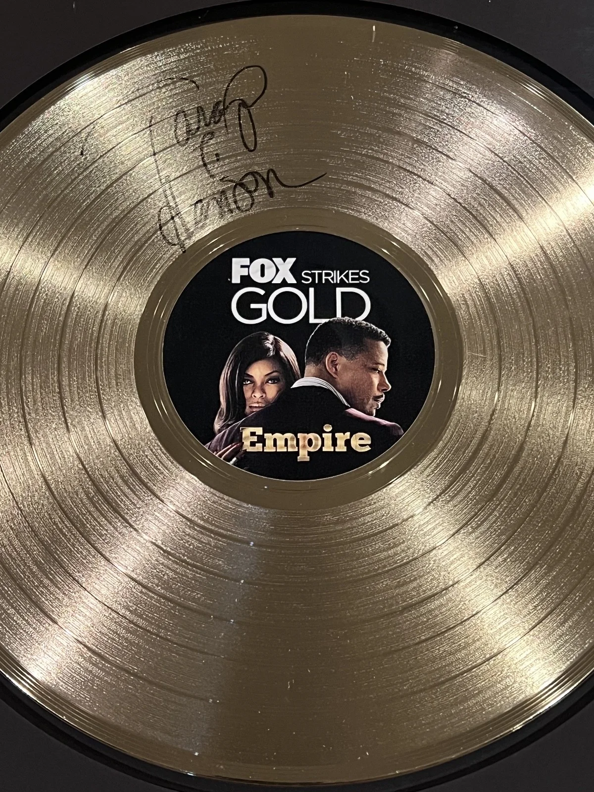 Taraji P. Henson — RARE FOX NETWORK "Empire "Gold Record Plaque Signed by Taraji P. Henson-, изображение 3
