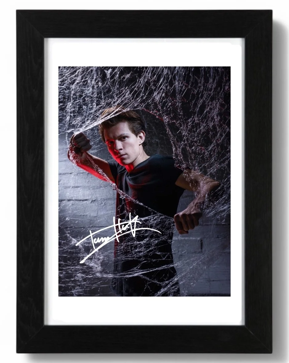 Tom Holland Signed Autograph PHOTO Pre Print Film 6x4/A4/A4 Framed Spiderman, изображение 3