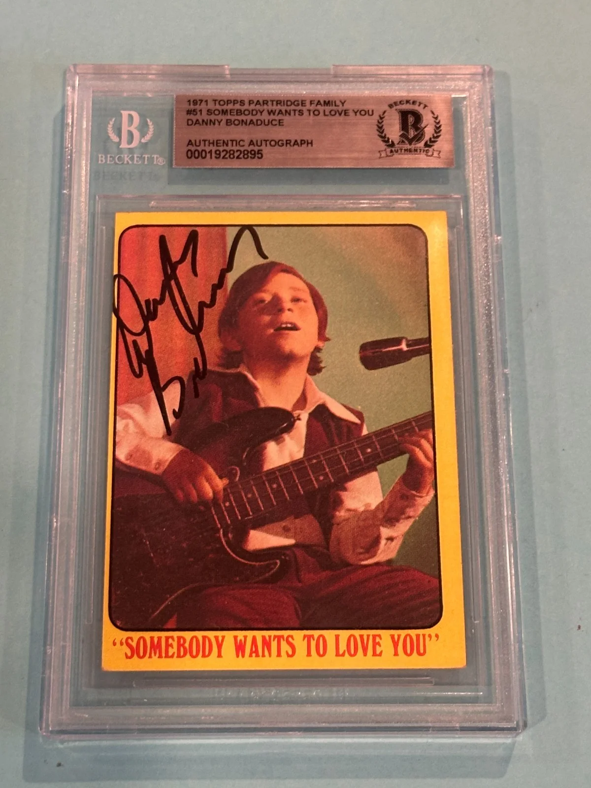 DANNY BONADUCE — DANNY BONADUCE Signed 1971 TOPPS PARTRIDGE FAMILY Card #61 Beckett BAS