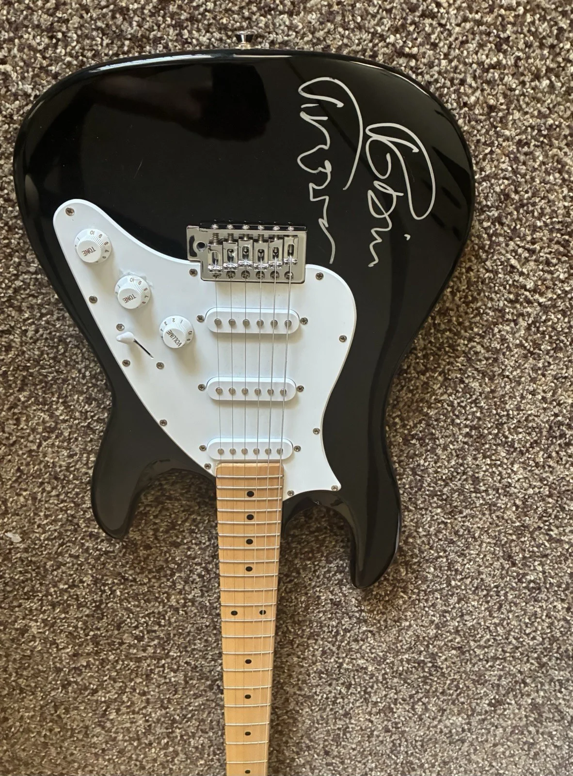 This Is A Beautiful Black Guitar Signed In Silver By Robin Trower., image 2