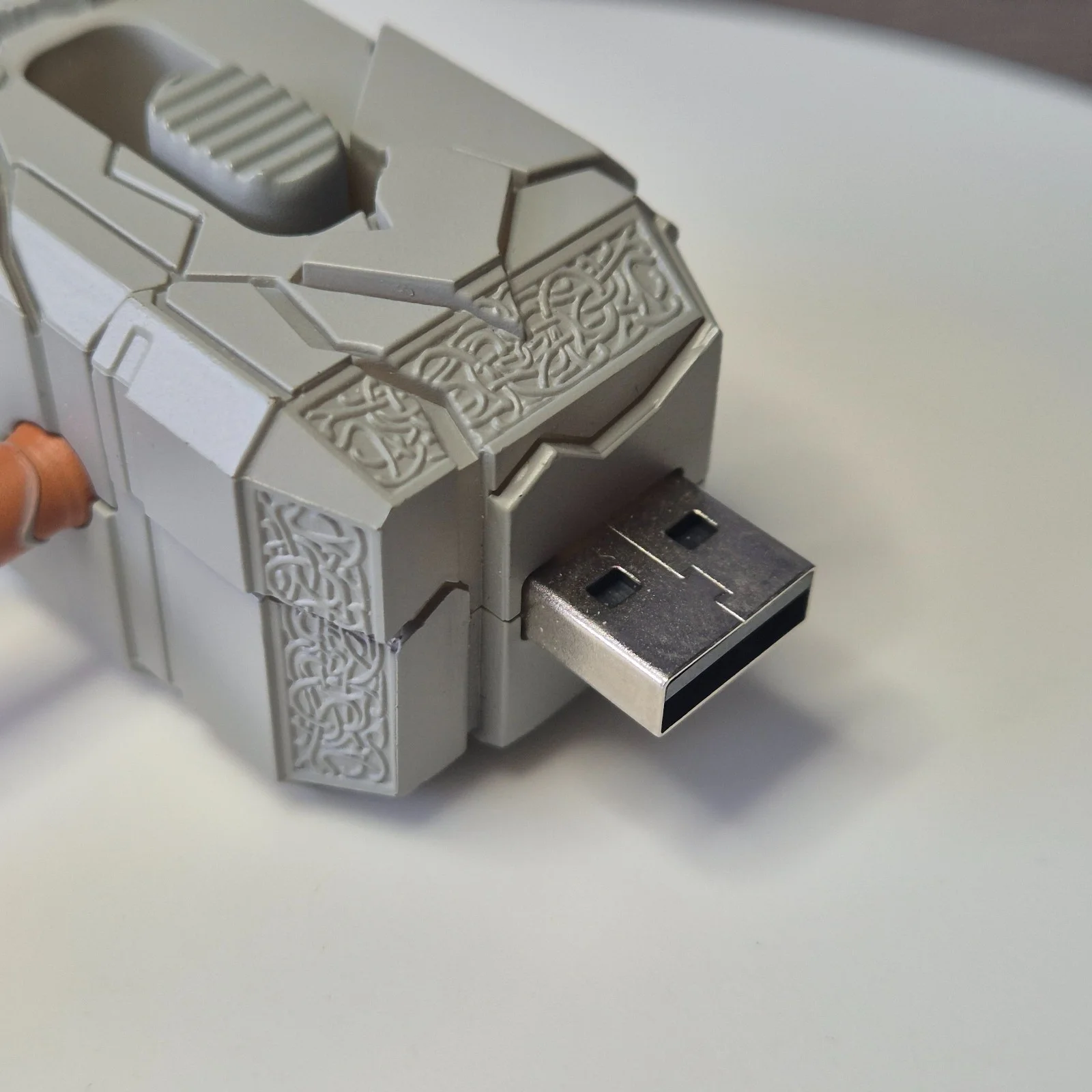 Marvel Thor Love And Thunder USB Stick Drive Rare Press Kit Collectors Promo, image 3