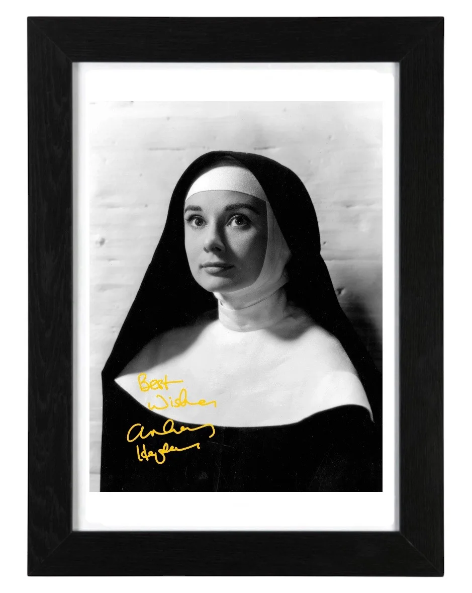 Audrey Hepburn Signed Autograph PHOTO Pre Print Film 6x4/A4/A4 Framed, image 2