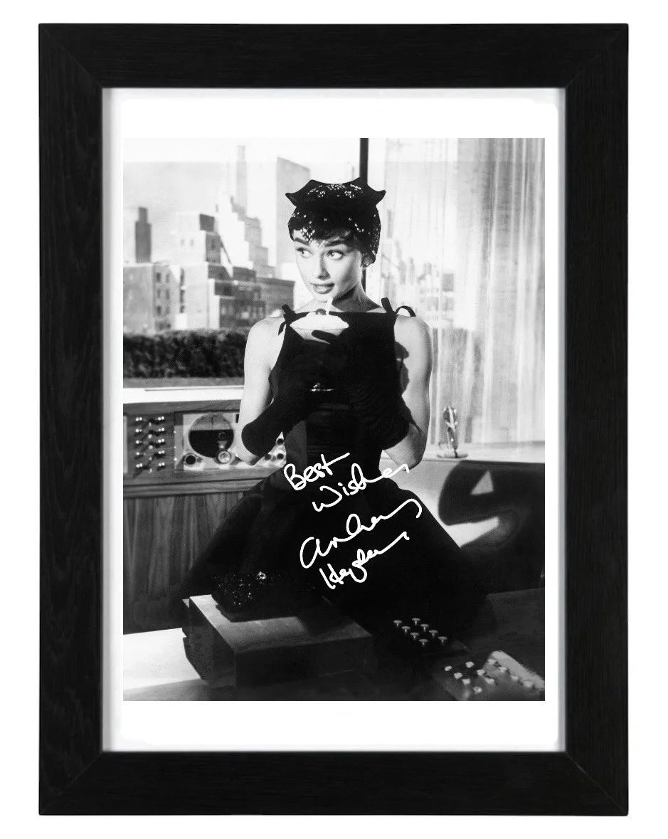 Audrey Hepburn Signed Autograph PHOTO Pre Print Film 6x4/A4/A4 Framed, image 2
