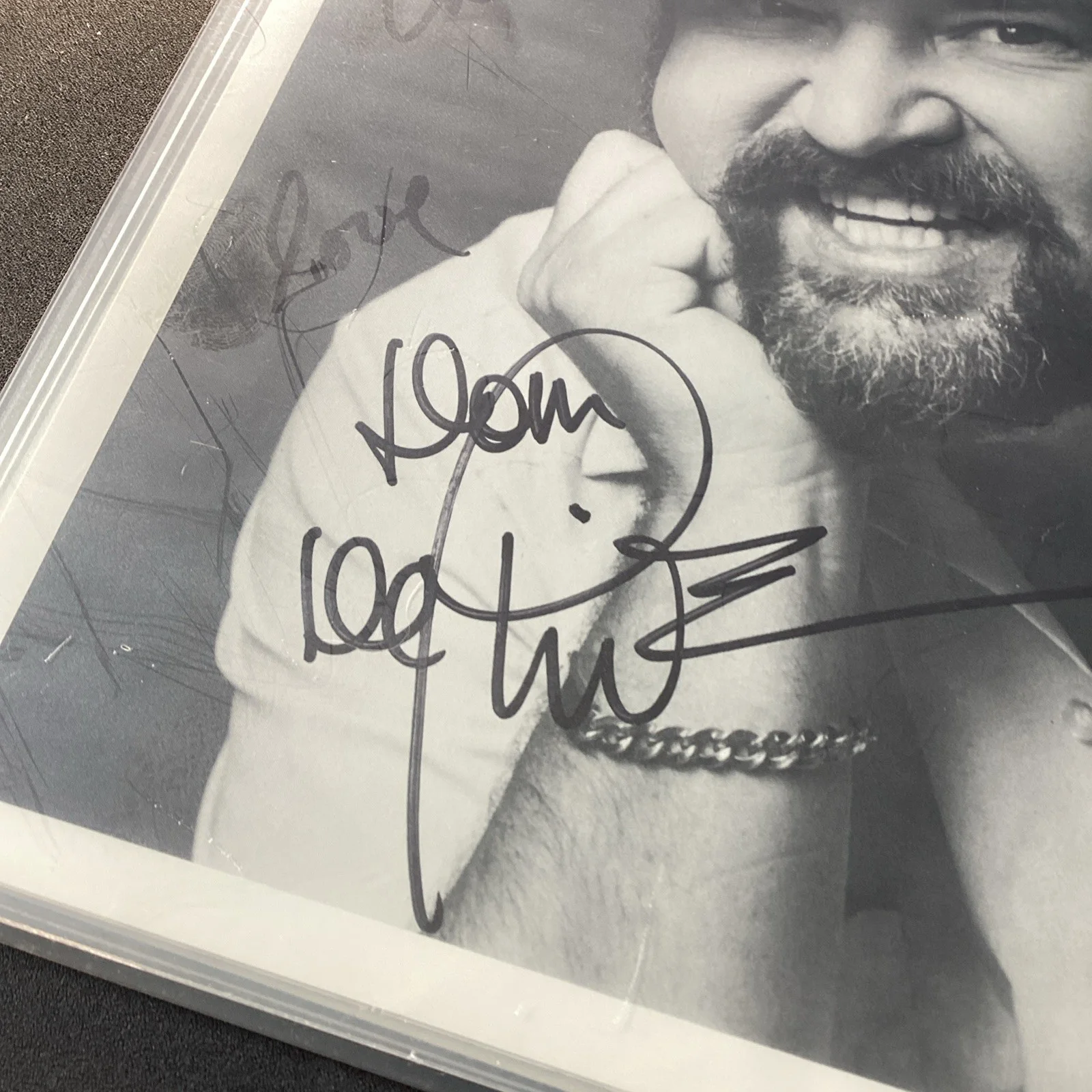 Dim Deluise Signed Autographed 8x10, изображение 2