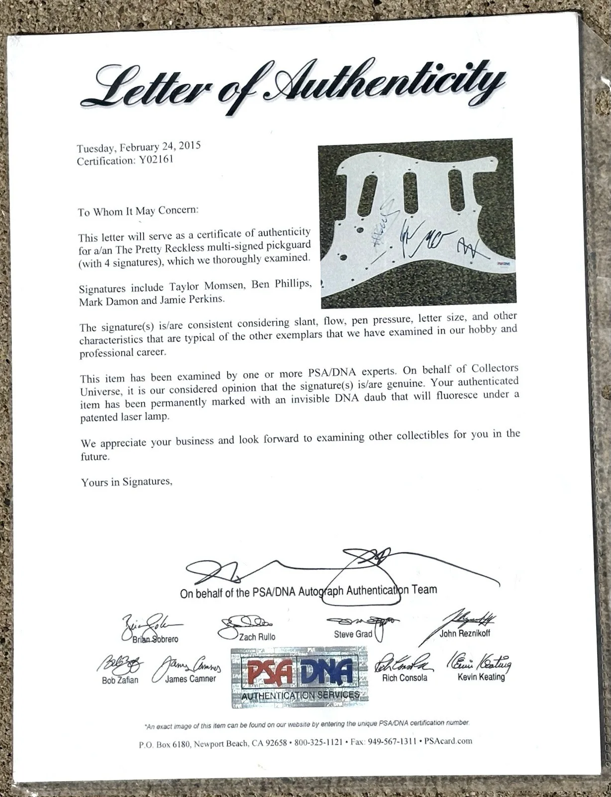 THE PRETTY RECKLESS SIGNED Guitar PSA/DNA LETTER OF AUTHENTICITY Taylor Momsen, image 5