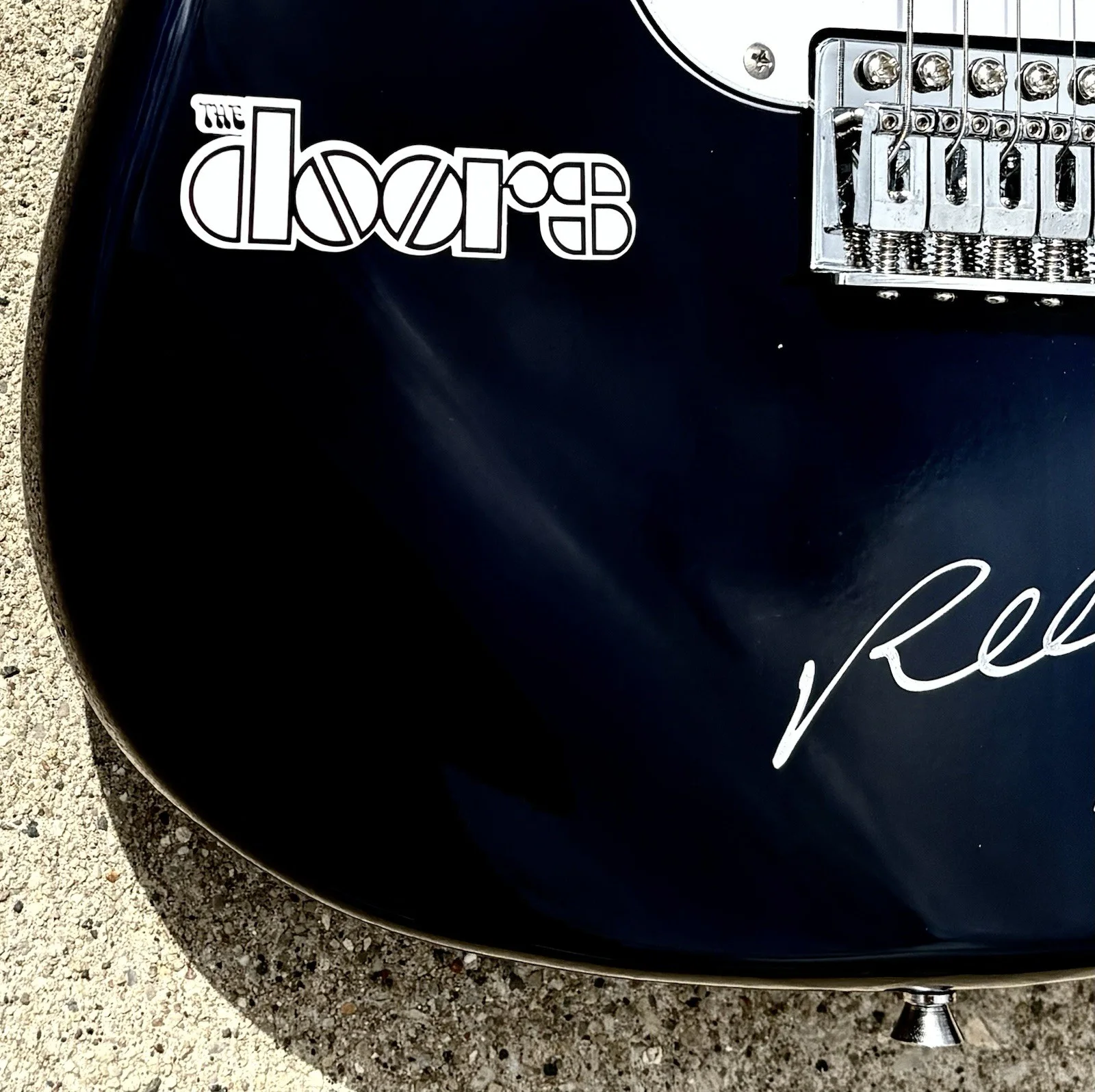 THE DOORS Robby Krieger SIGNED Guitar PSA/DNA COA, image 2