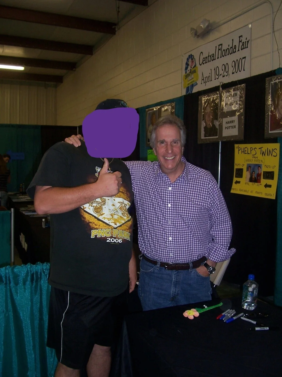 HENRY WINKLER — HENRY WINKLER (FONZIE-HAPPY DAYS) AUTHENTIC SIGNED/AUTOGRAPHED 8X10 PHOTO, image 2