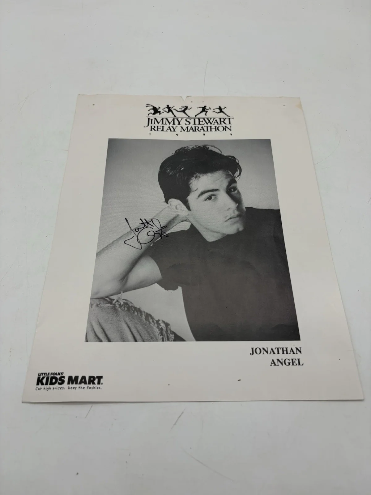 Jonathan Angel — Vintage Autograph Jonathan Angel B&W 8X10 Saved by the Bell: The New Class