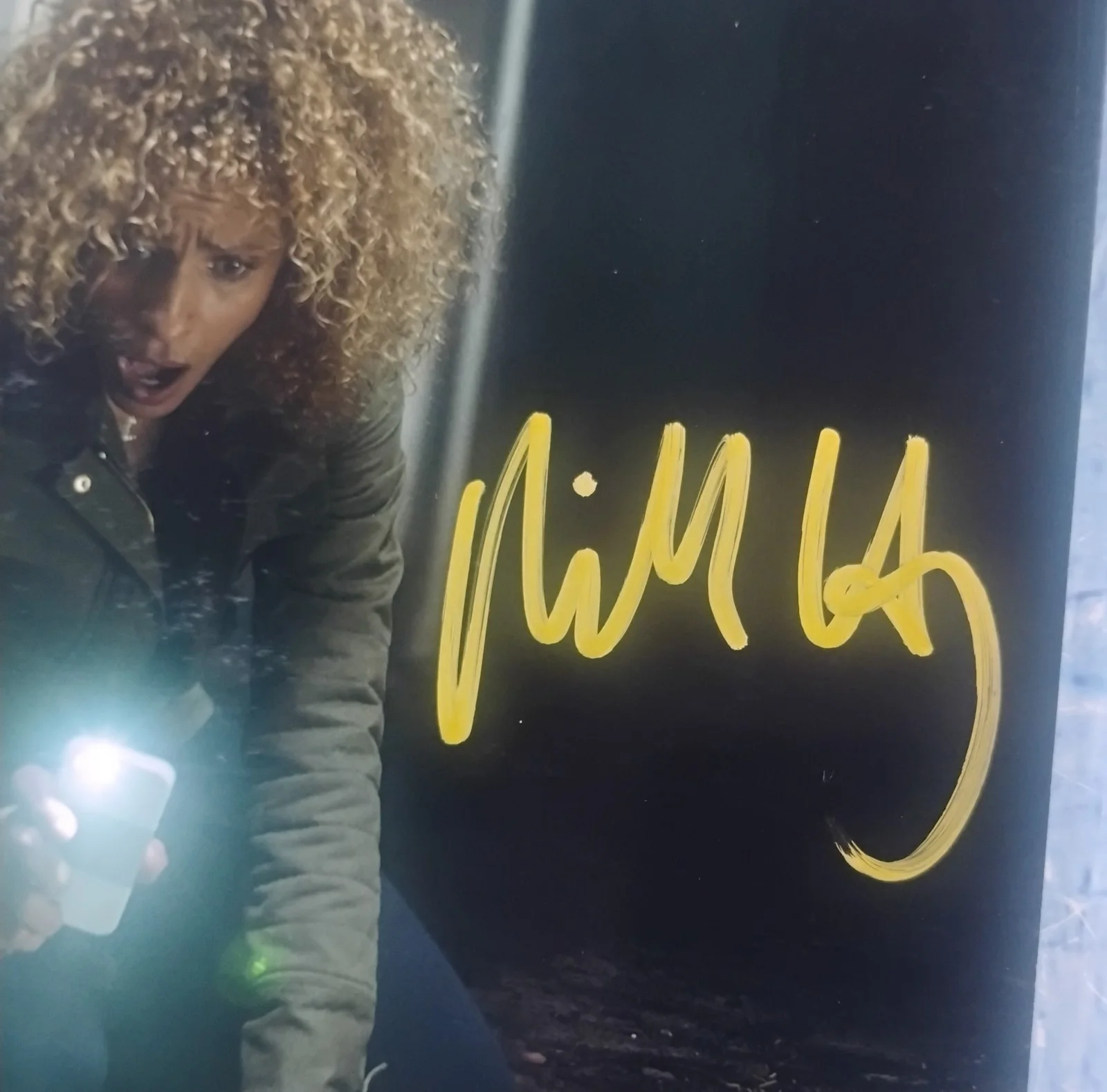 Michelle Hurd Hand Signed 8x10 Photo COA Ash vs Evil Dead NO US TARIFFS, image 3