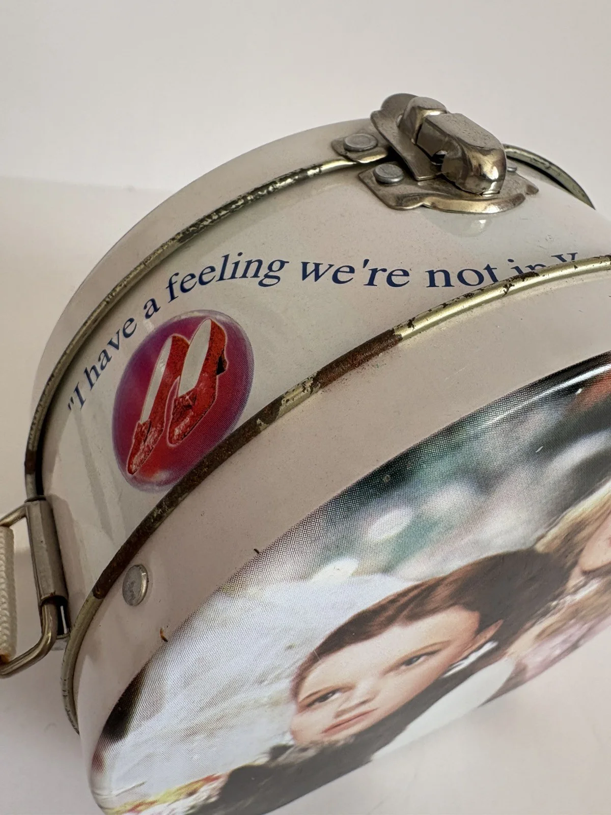 Wizard of Oz Tin Metal Bucket Purse 2000 Judy Garland Rare 5" Pink White E1, изображение 4