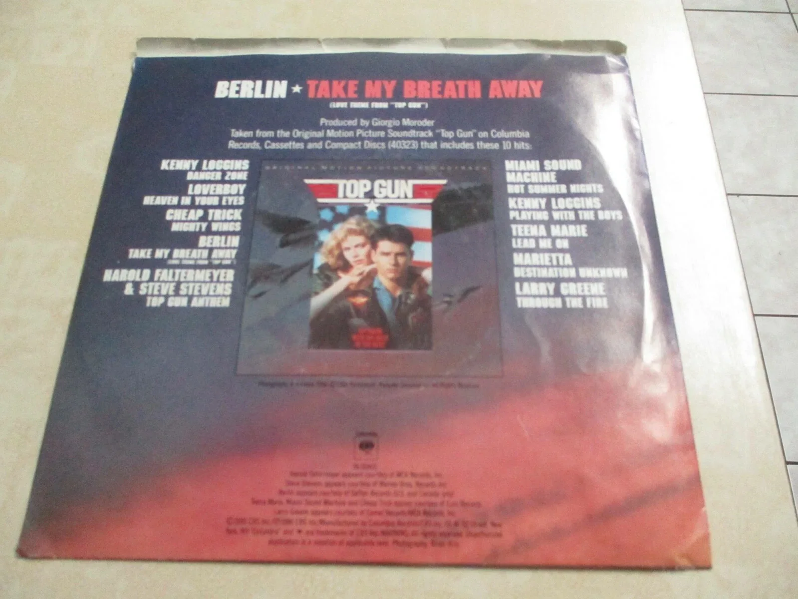 BERLIN (TERRI NUNN) authentic signed/autographed TAKE MY BREATH AWAY vinyl 45, image 3