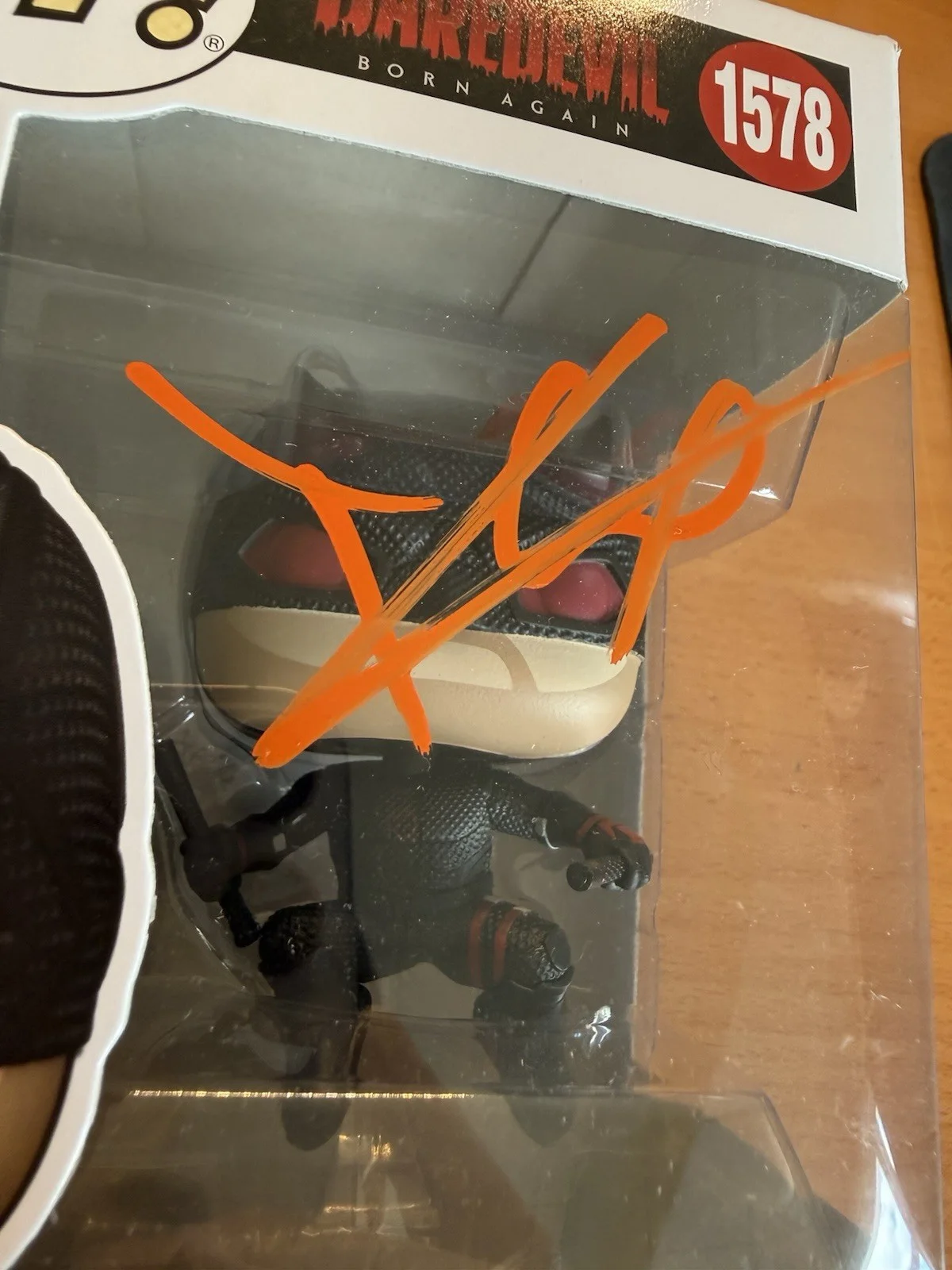 Brand New Signed Daredevil Born Again Funkopop 1578 By Charlie Cox With Proof, изображение 3