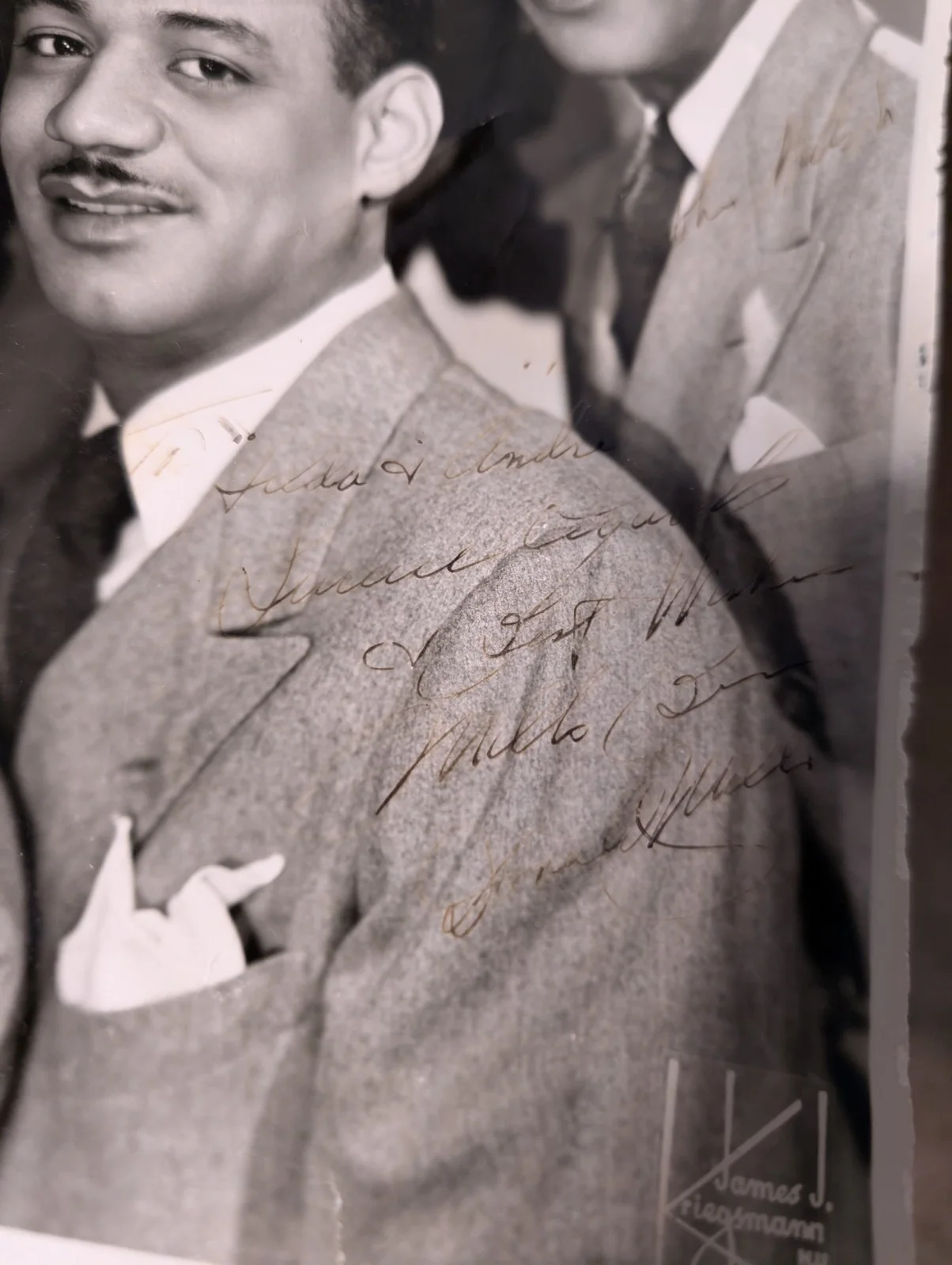 The Mills Brothers Signed 8x10 Photo Publicity Harry Herbert Autograph READ, image 2