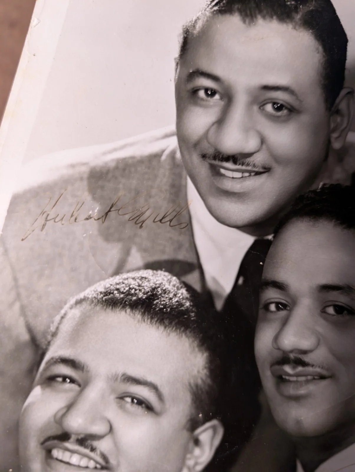 The Mills Brothers Signed 8x10 Photo Publicity Harry Herbert Autograph READ, image 4