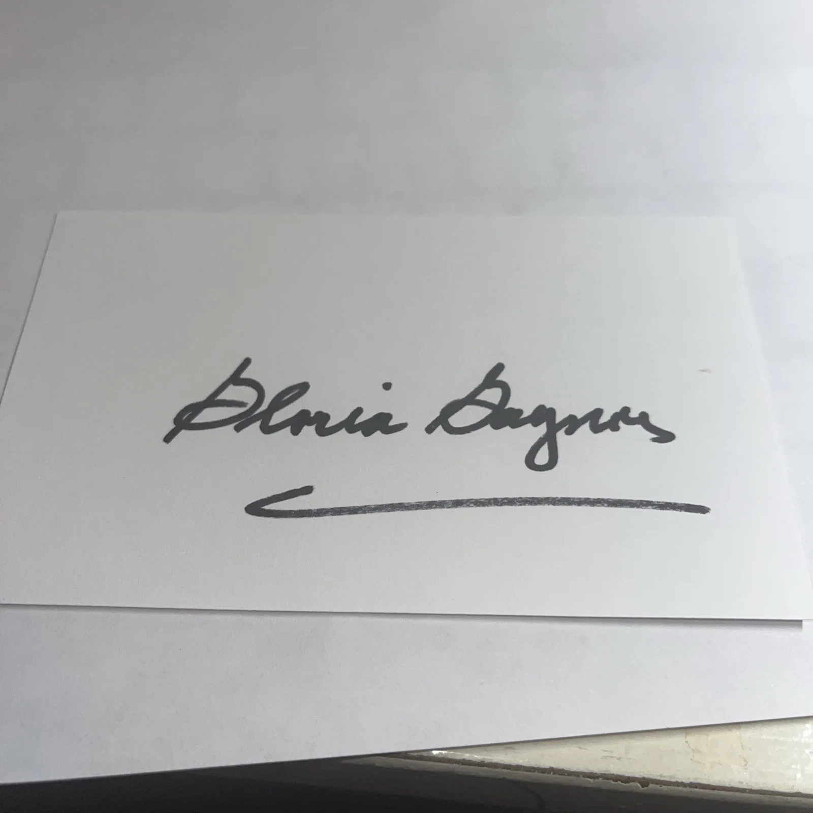 Gloria Gaynor — Gloria Gaynor Signed Auto 3x5 Index Card I Will Survive- Disco Legend