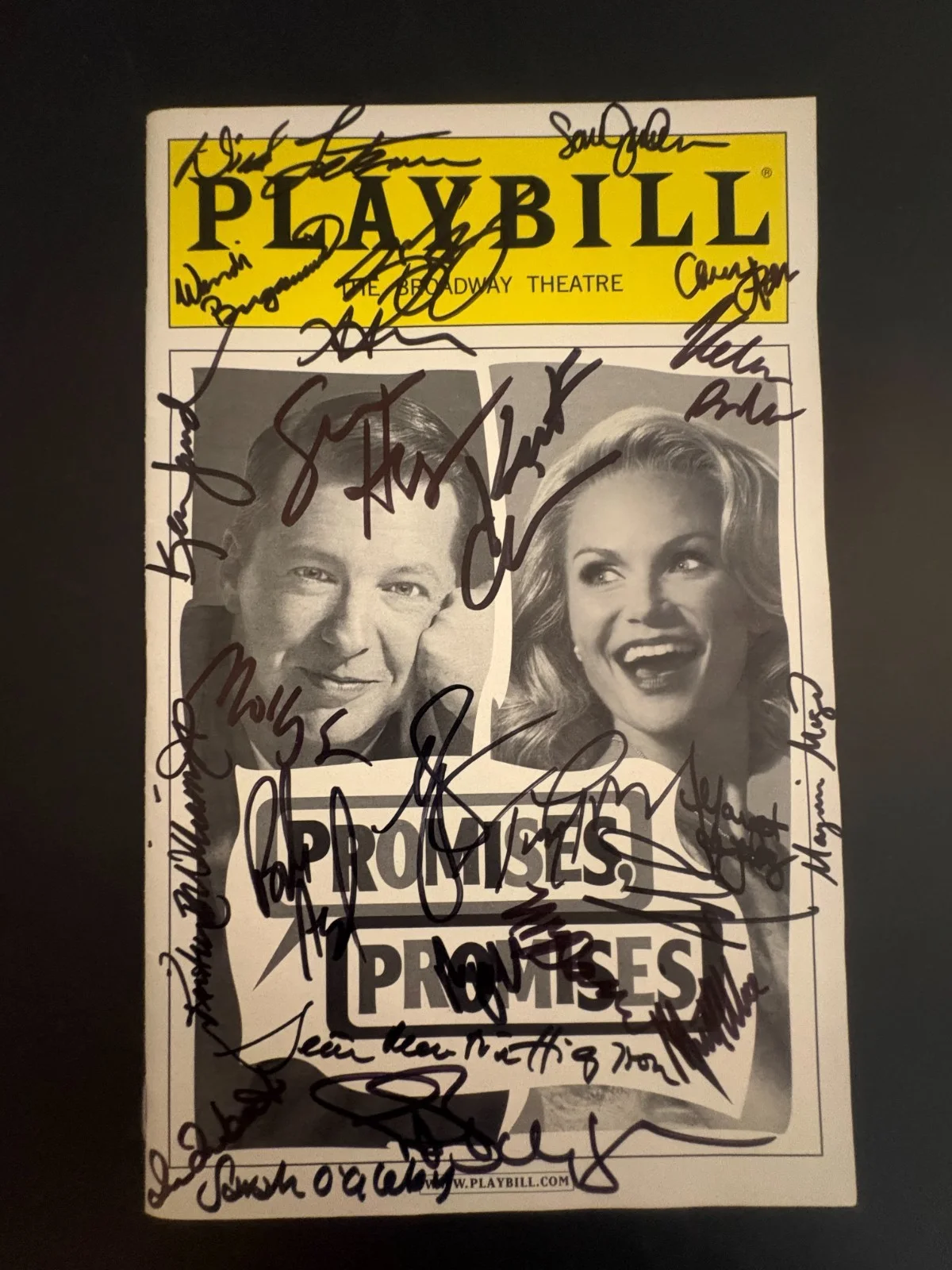 Kristin Chenoweth — * Kristin Chenoweth Sean Hayes Tony Goldwyn SIGNED Promises Promises Playbill