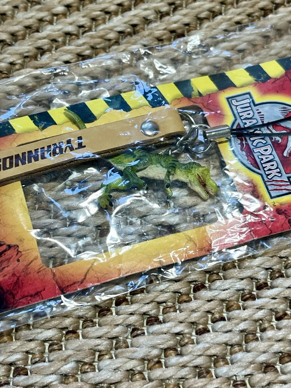 Jurassic Park III Mobile Strap Keychain Ultra Rare Collectible Universal Studios, изображение 2