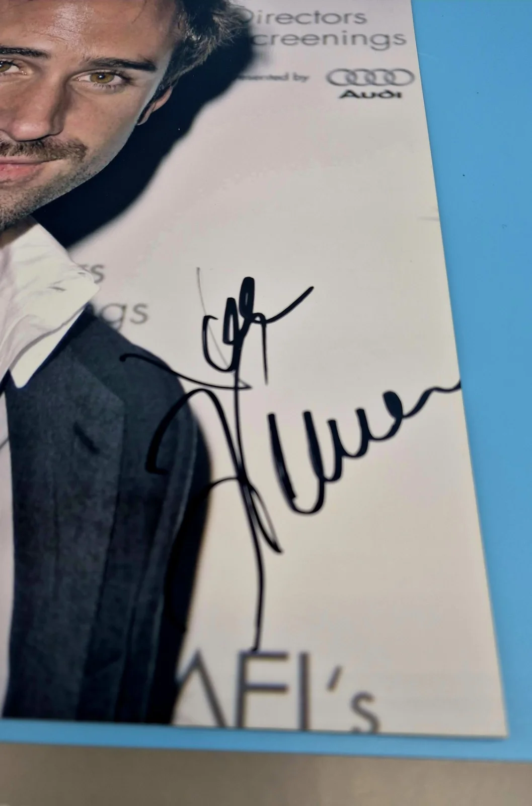Genuine Certified Movie Actor JOSEPH FIENNES Hand Signed Autograph Photo + COA, изображение 3