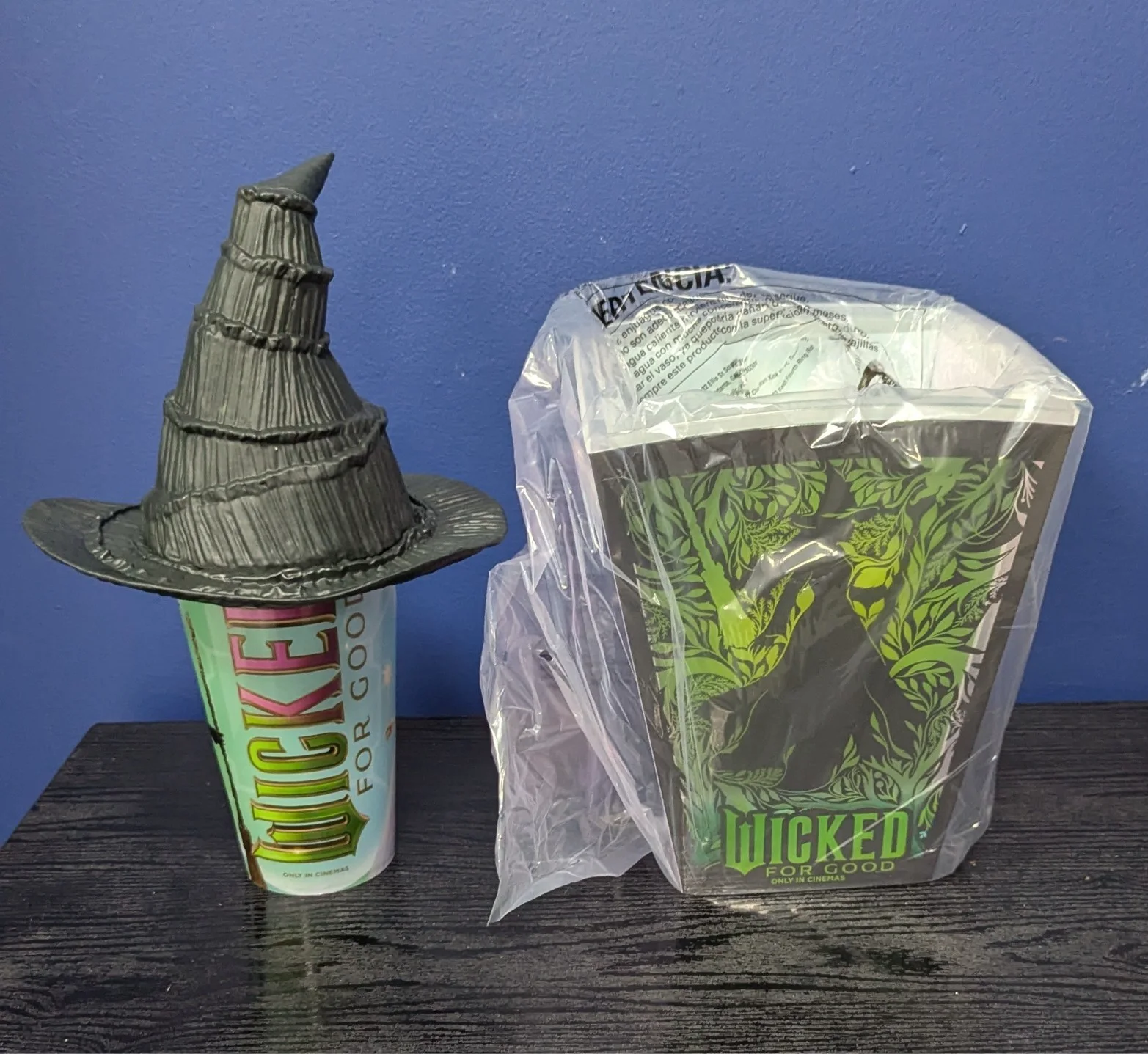 Wicked For Good LED Popcorn Bucket and Cinema Elphaba Witch Hat Cup - New -, image 2