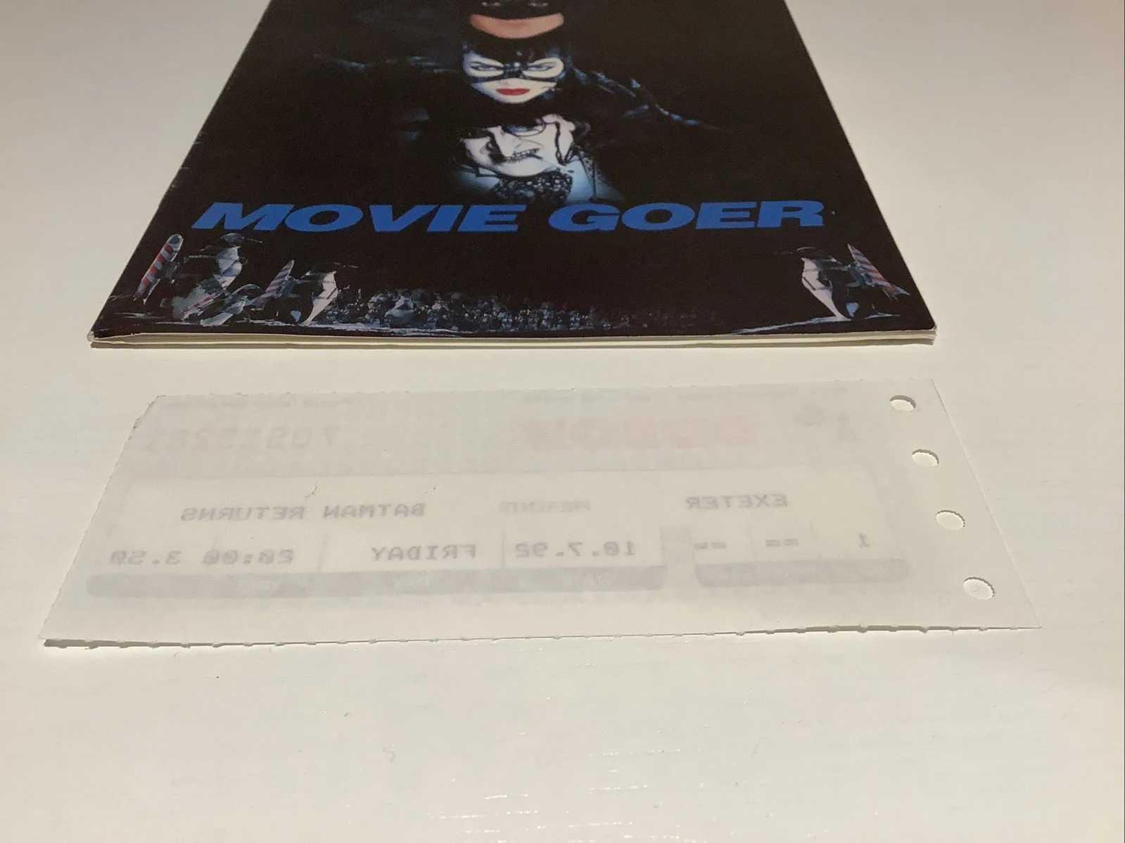 BATMAN Returns 1992 Movie Ticket Stub 10/07/92 & Cinema Program MICHAEL KEATON, изображение 4