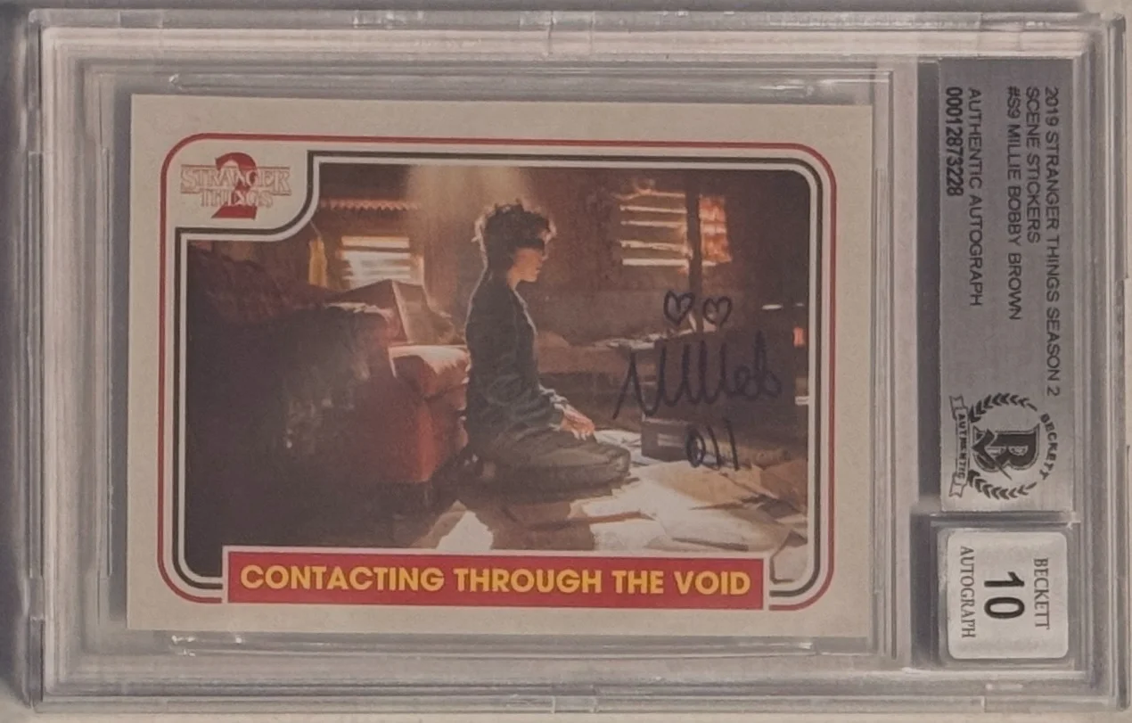 Millie Bobby Brown — 2019 Topps Millie Bobby Brown Stranger Things Card #S9 Beckett Authentic AUTO 10, image 2