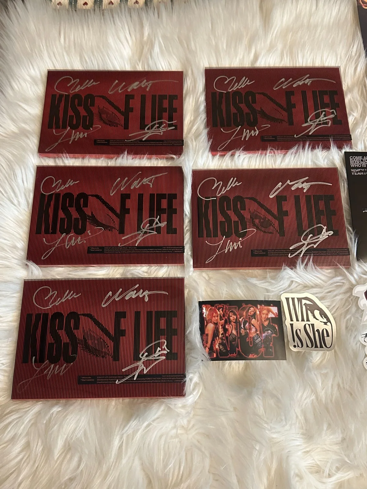 Kiss Of Life - ALL MEMBER Autograph(Signed) PROMO ALBUM KPOP, изображение 3