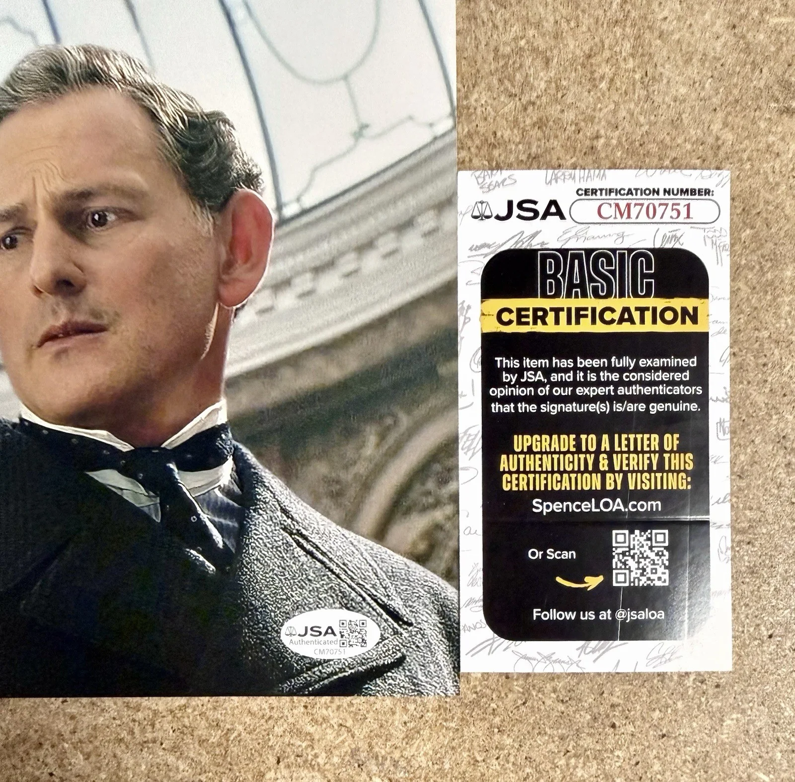Victor Garber — Victor Garber Signed Autographed Mr. Thomas Andrews Titanic Photo With JSA COA, изображение 2