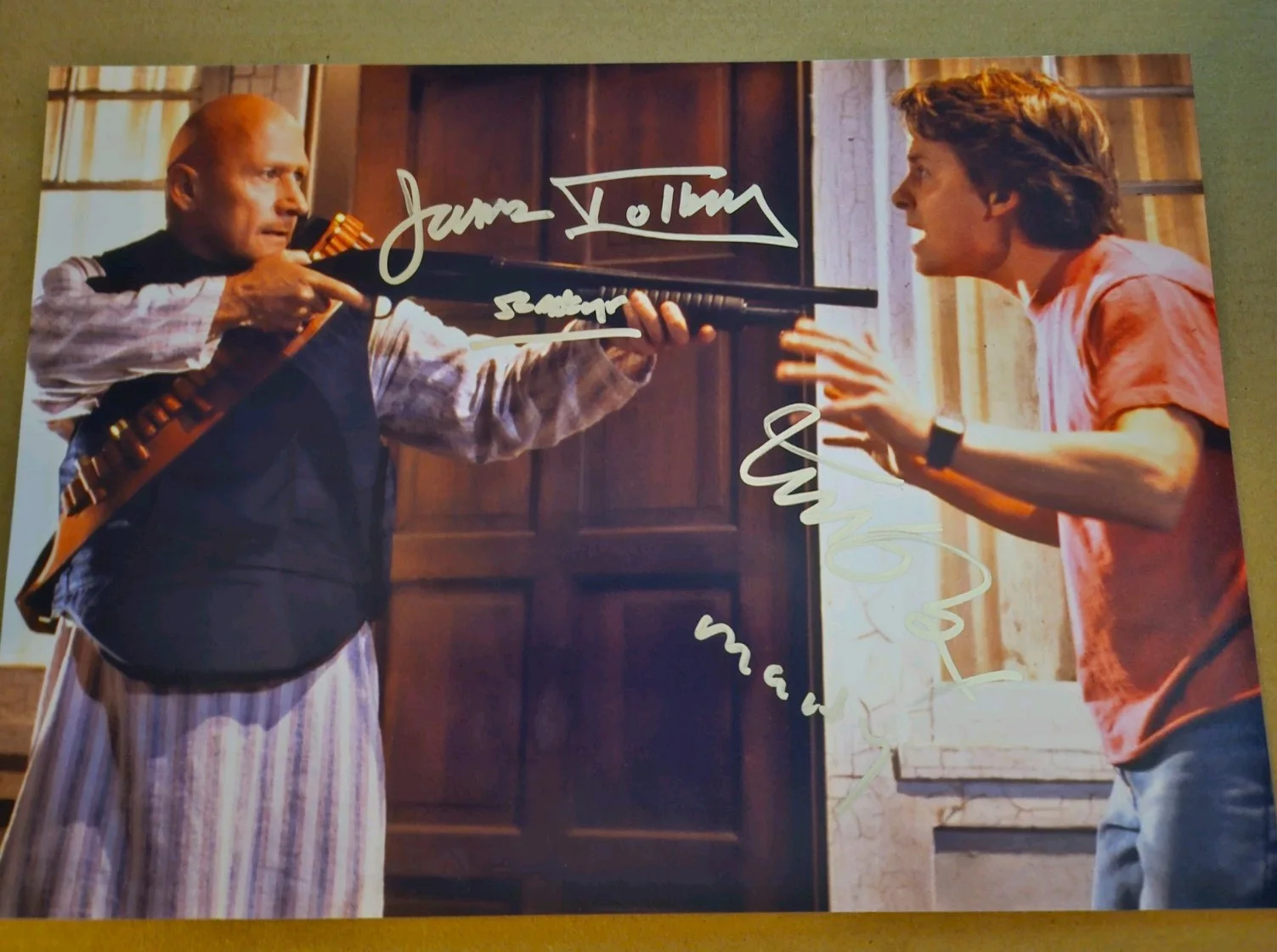 ORIGINAL JAMES TOLKAN, MICHAEL J FOX AUTOGRAPHS 12X8" BACK TO THE FUTURE2 W/COA, изображение 4