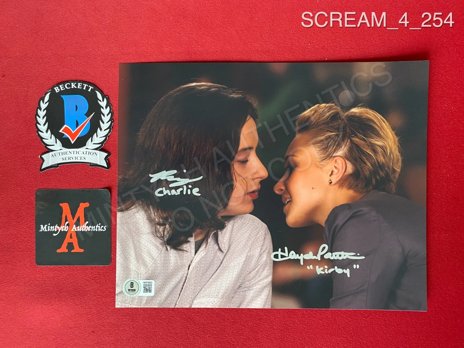 Hayden Panettiere, Rory Culkin — Hayden Panettiere Rory Culkin dual signed 8x10 photo Scream 4 Beckett COA