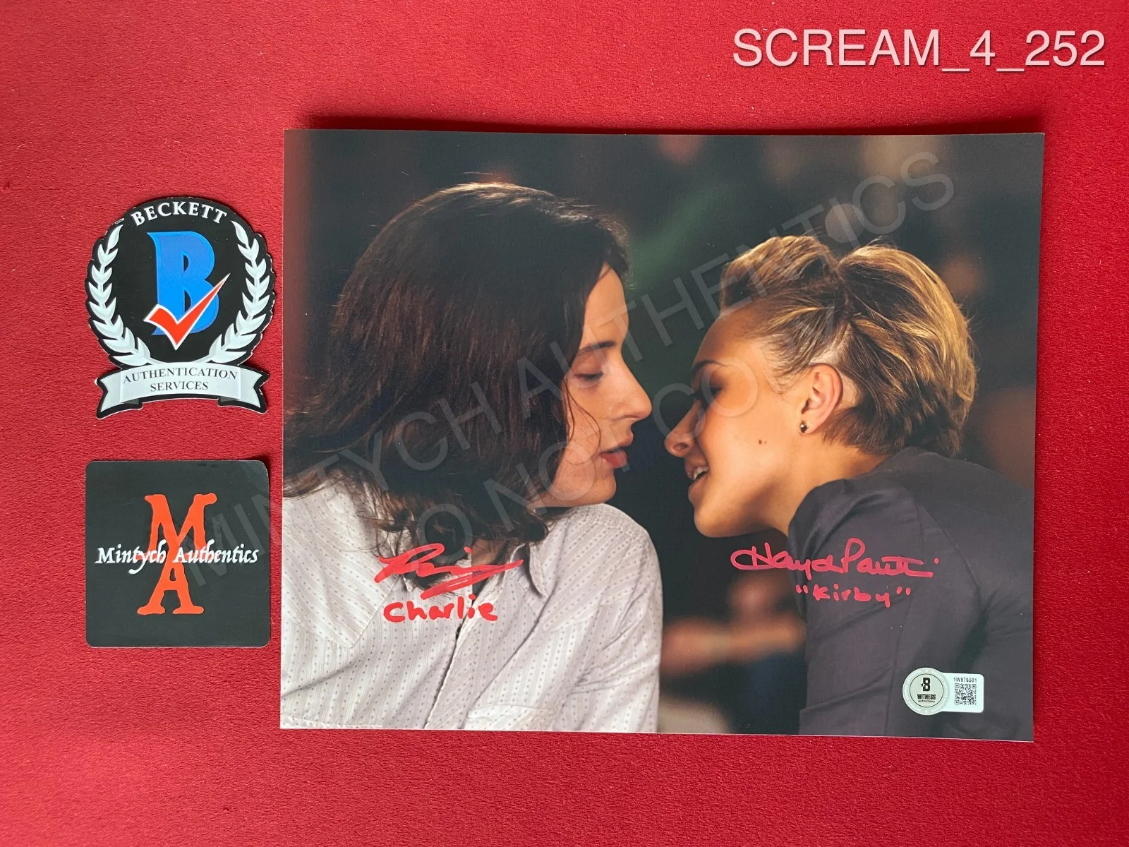 Hayden Panettiere, Rory Culkin — Hayden Panettiere Rory Culkin dual signed 8x10 photo Scream 4 Beckett COA