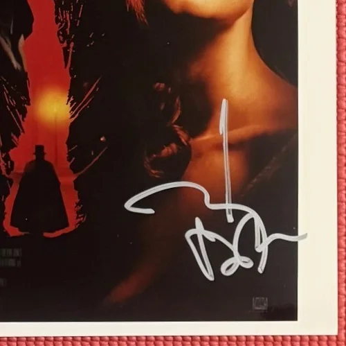 Johnny Depp — PSA DNA autographed JOHNNY DEPP signed "FROM HELL" 8"x 10" Color Photo, изображение 2