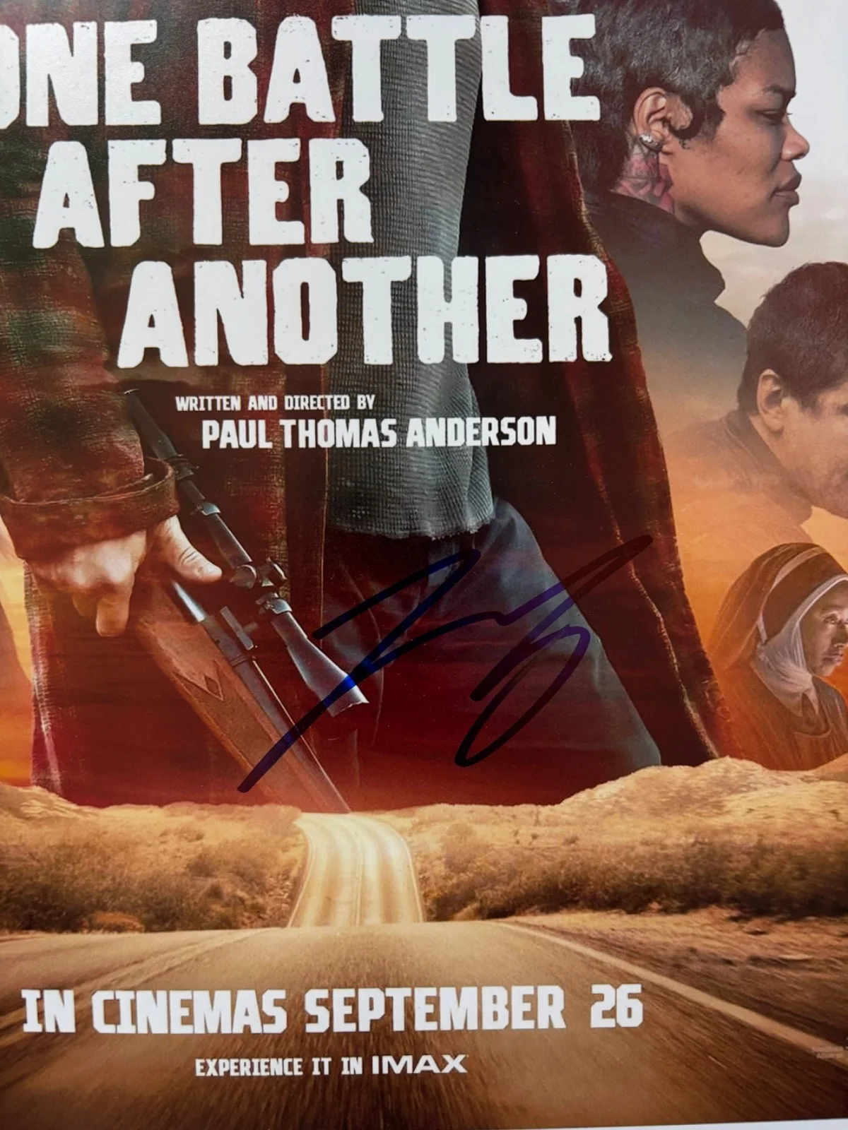 LEONARDO DICAPRIO SIGNED ONE BATTLE AFTER ANOTHER 12X18 MOVIE POSTER PHOTO BAS, изображение 2