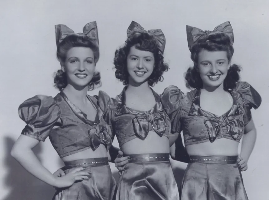 Cast Signed THREE STOOGES Gents Without Cents Photo LINDSAY, LaVERNE & BETTY, изображение 3