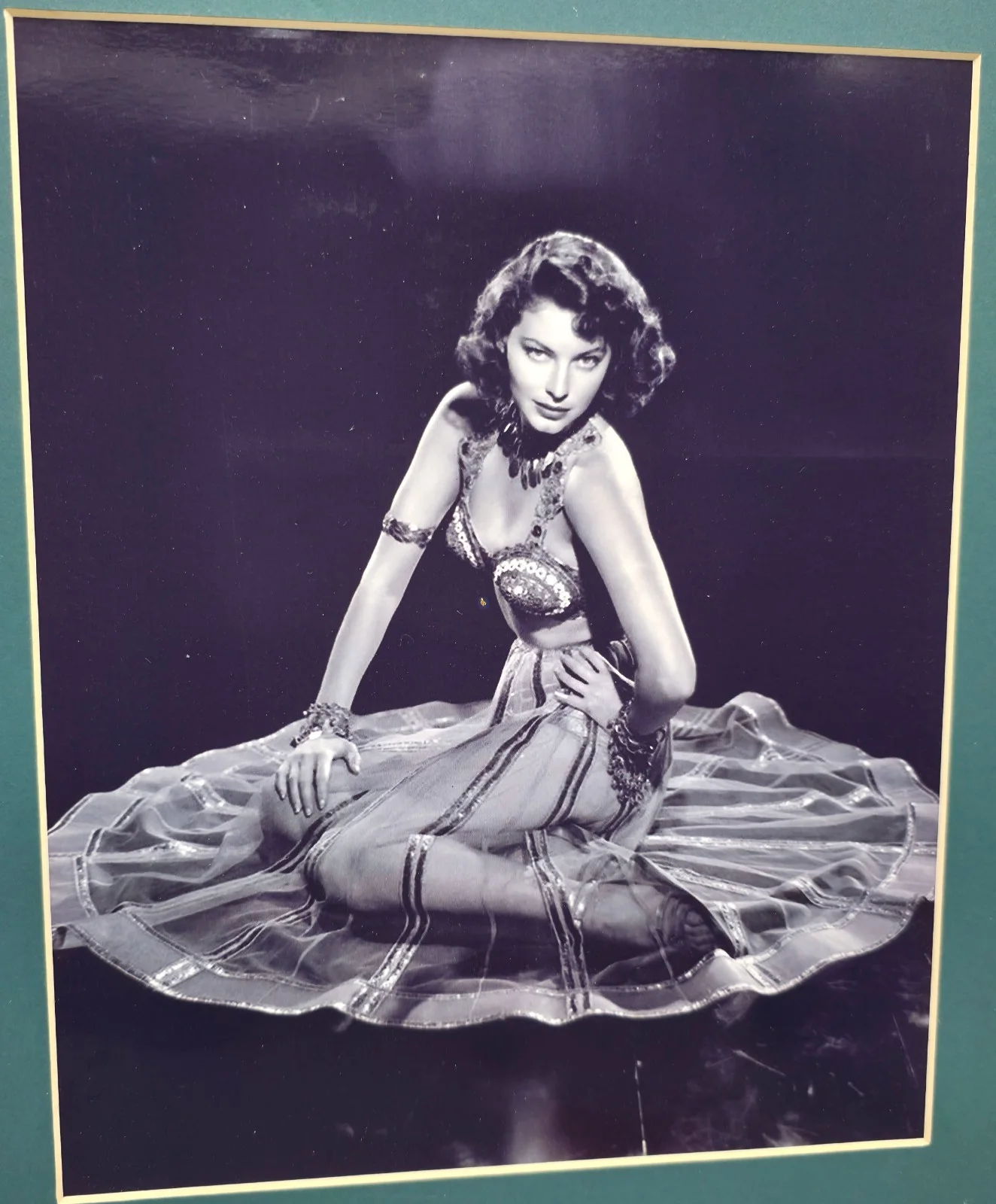 Ava Gardner — Photo and Hand Signed Check from 1975 Movie Star Ava Gardner Set in Mat Display, image 4
