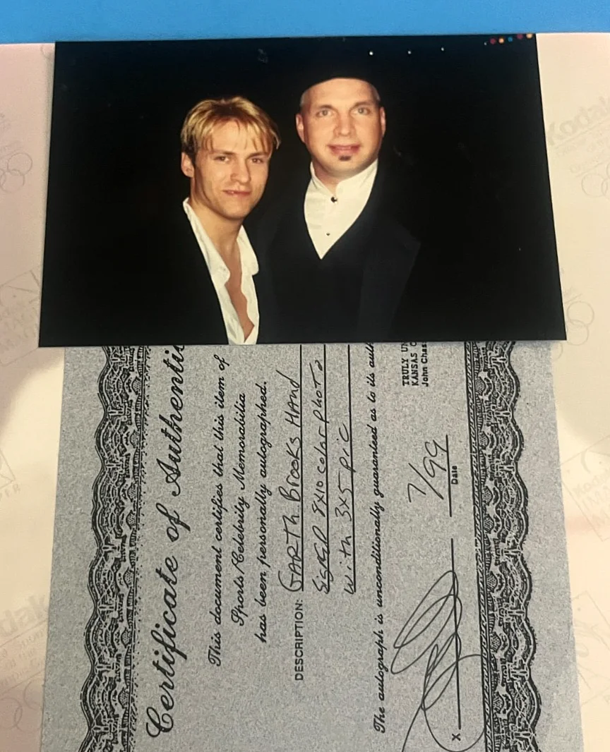 GARTH BROOKS SIGNED AUTOGRAPH 8" x 10" PHOTO FULL SIGNATURE, COUNTRY LEGEND, изображение 4