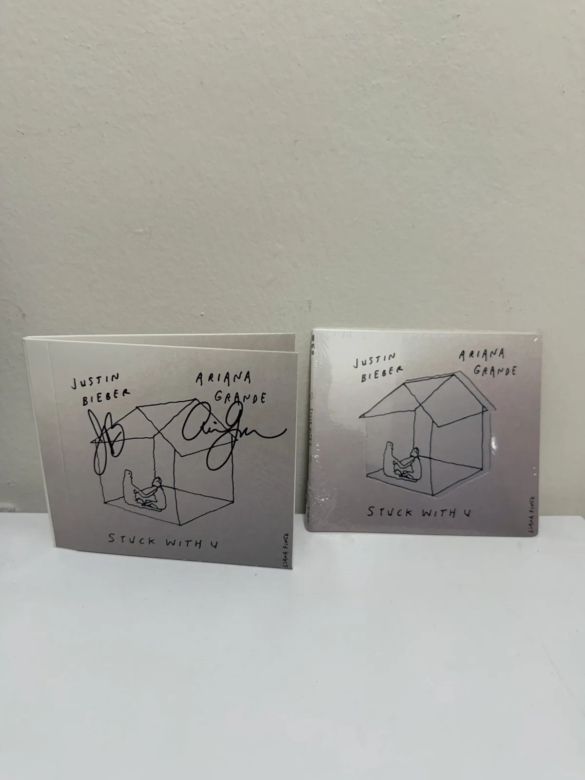 Justin Bieber and Ariana Grande Signed Stuck With U Limited Edition Booklet & CD, image 3