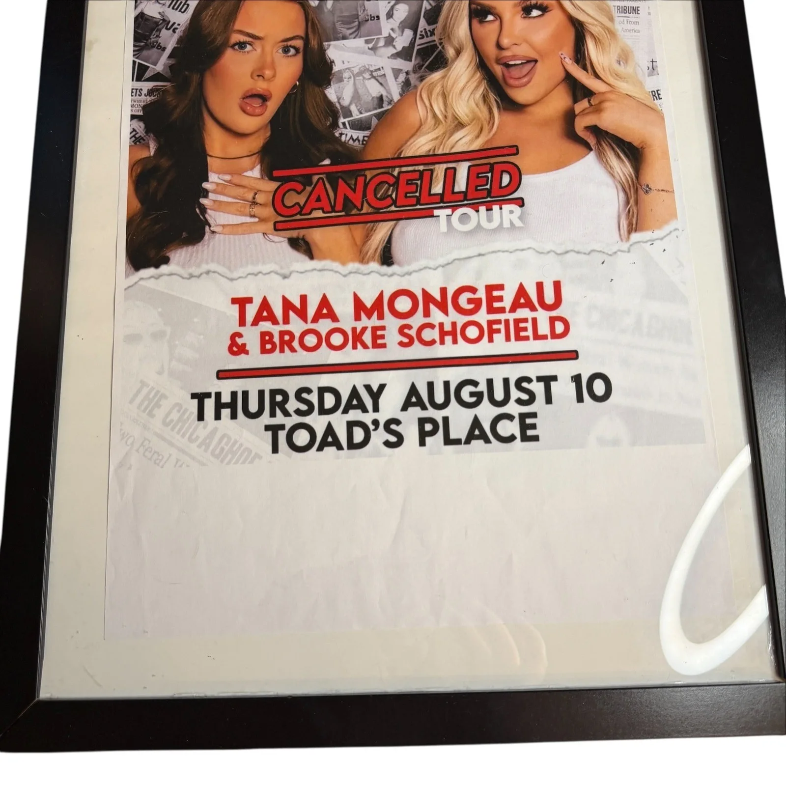 Tana Mongeau Brooke Schofield Signed Cancelled Tour Poster Framed Toad's Place, изображение 3