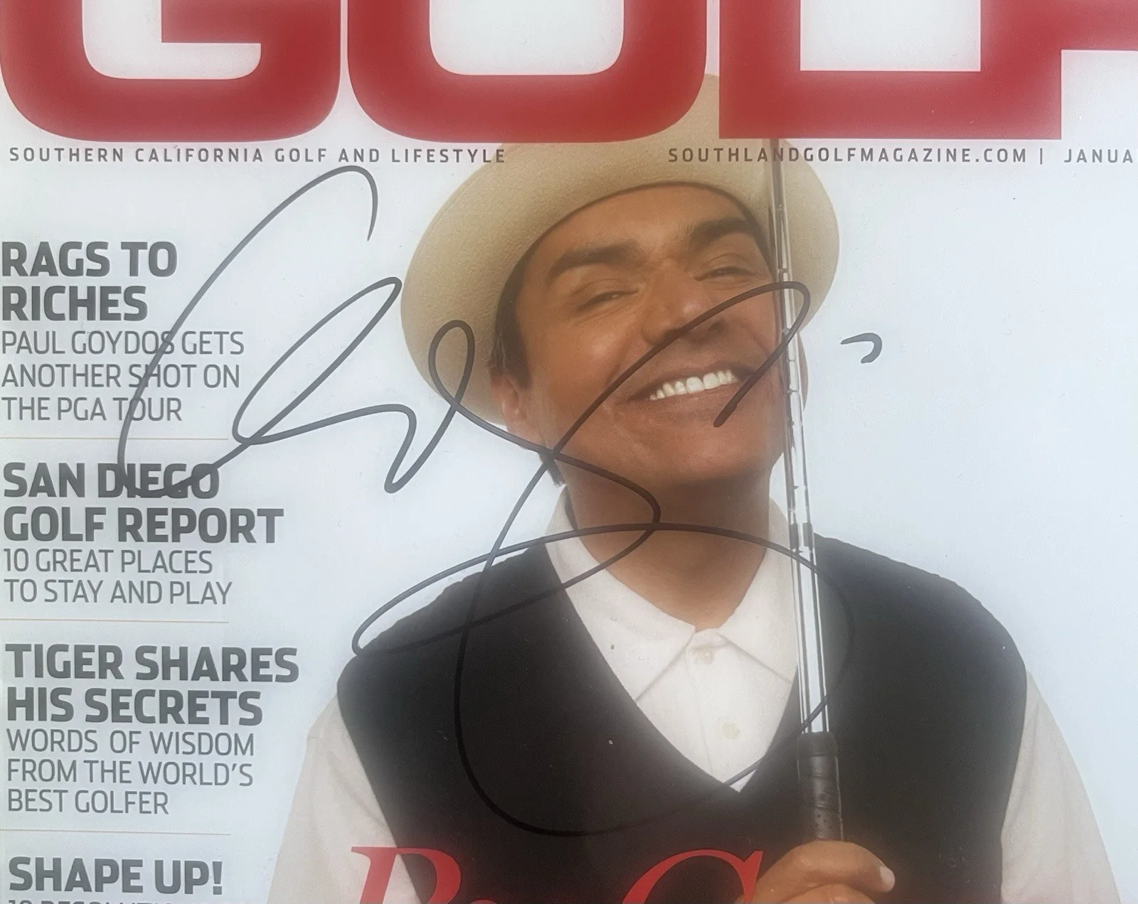 George Lopez — *GEORGE LOPEZ*SIGNED*AUTOGRAPHED*GOLF*MAGAZINE*SOUTHLAND GOLF*COA*, image 2