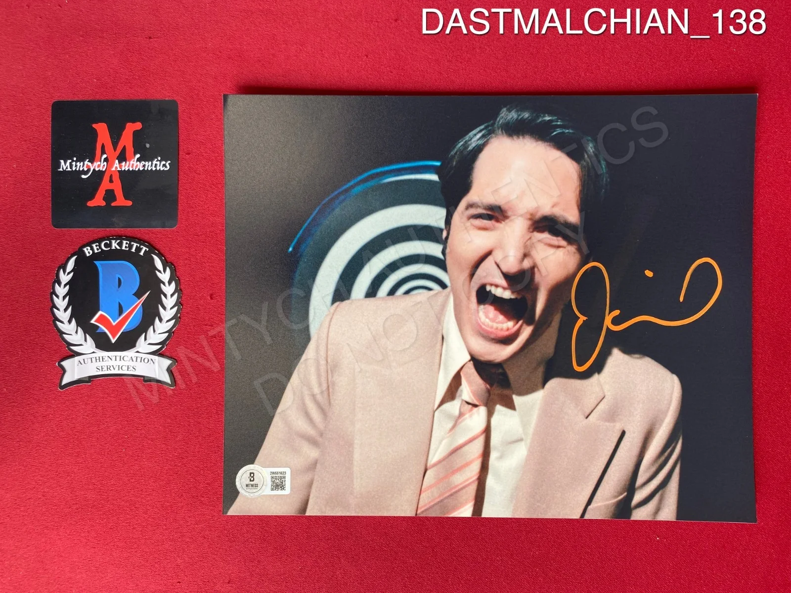 David Dastmalchian — David Dastmalchian signed 8x10 photo Late Night with the Devil Beckett COA