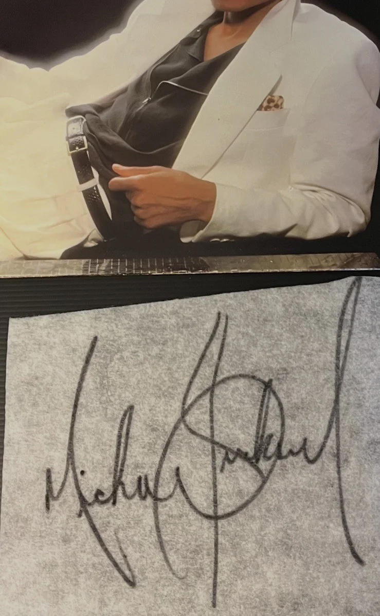 ENORMOUS MICHAEL JACKSON AUTOGRAPH PSA SIGNED W/ 1982 THRILLER ALBUM FRAMED!, image 4