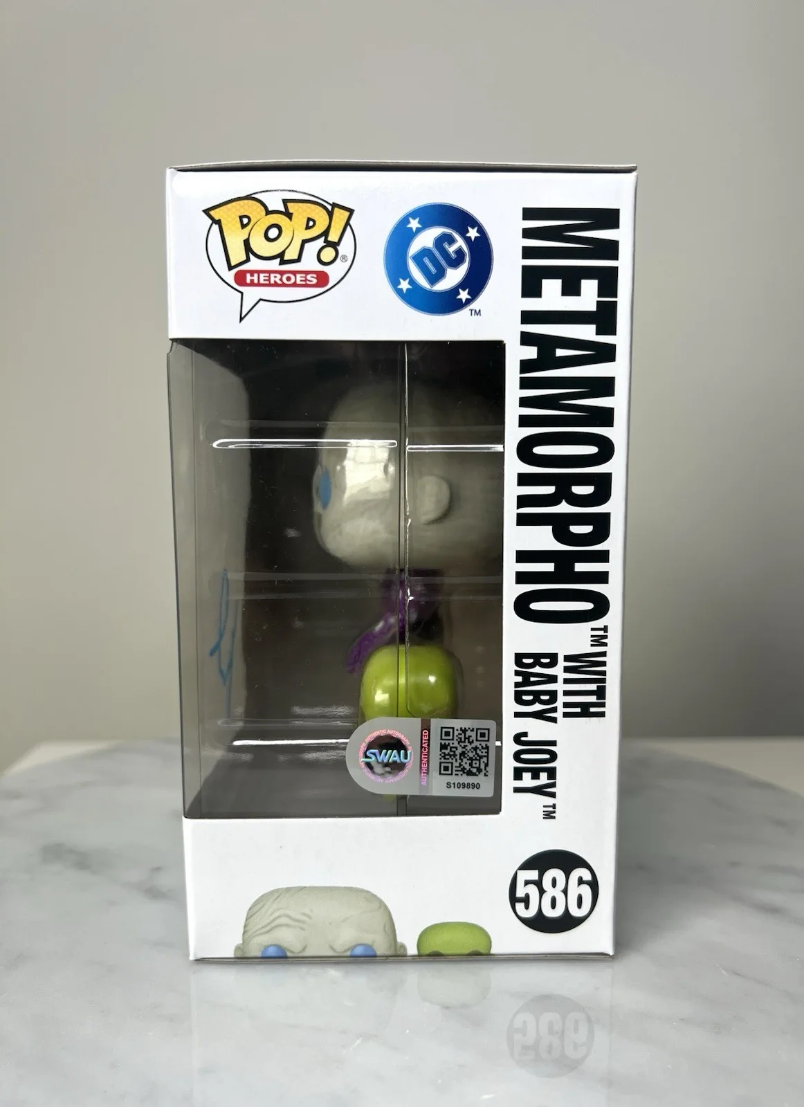 ANTHONY CARRIGAN — Anthony Carrigan Signed 'Metamorpho' Superman 2025 Funko Pop SWAU COA, image 5