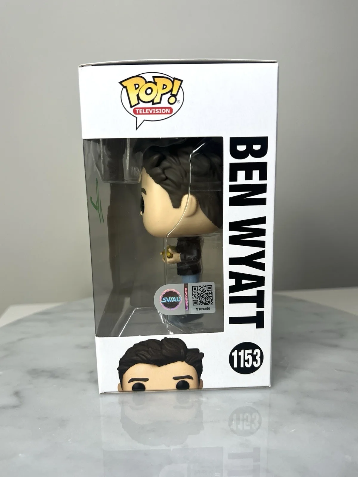 Adam Scott — Adam Scott Signed Parks and Recreation Ben Wyatt Funko Pop #1153 SWAU CERTIFIED, изображение 3