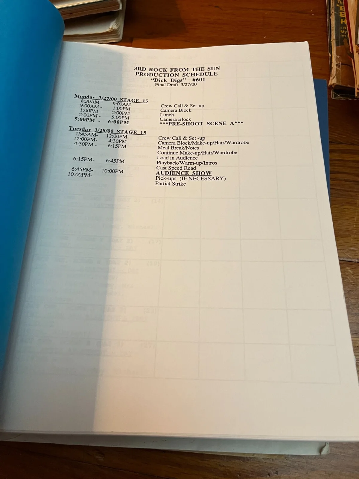 3rd Rock From the Sun ORIGINAL SIGNED Script French Stewart + J O'Doherty 2000, image 2