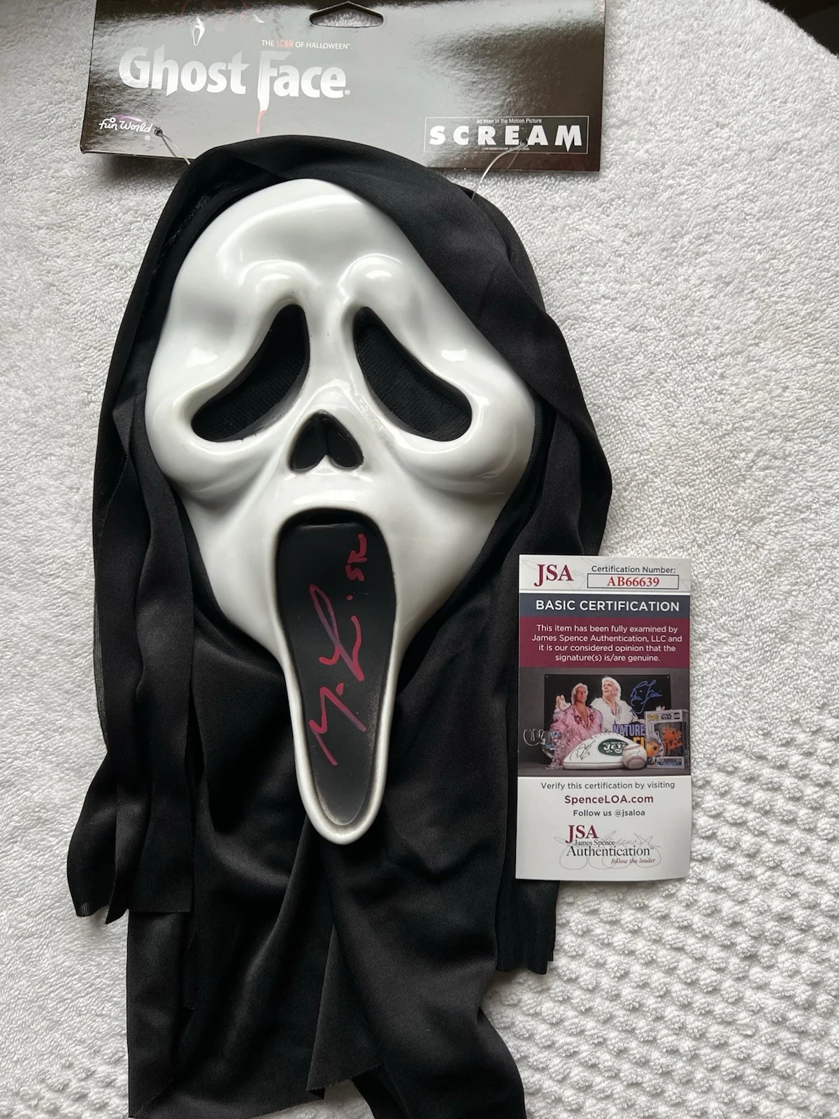 Matthew Lillard — Matthew Lillard Signed Ghostface Fun World Mask Scream JSA COA Scream Stu, image 3