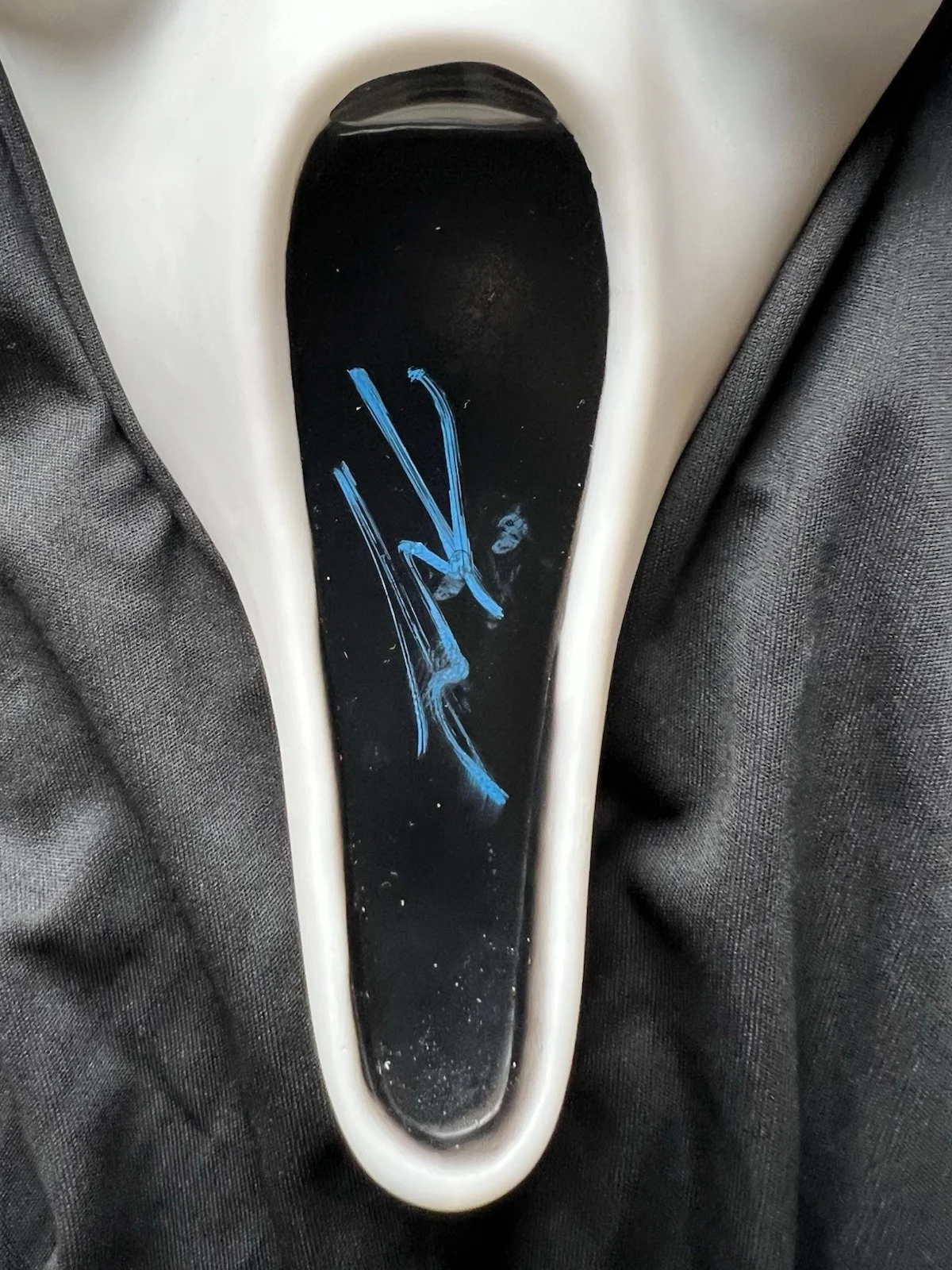 Liana Liberato — Liana Liberato Autographed Signed Ghostface Mask Scream Beckett COA, изображение 2