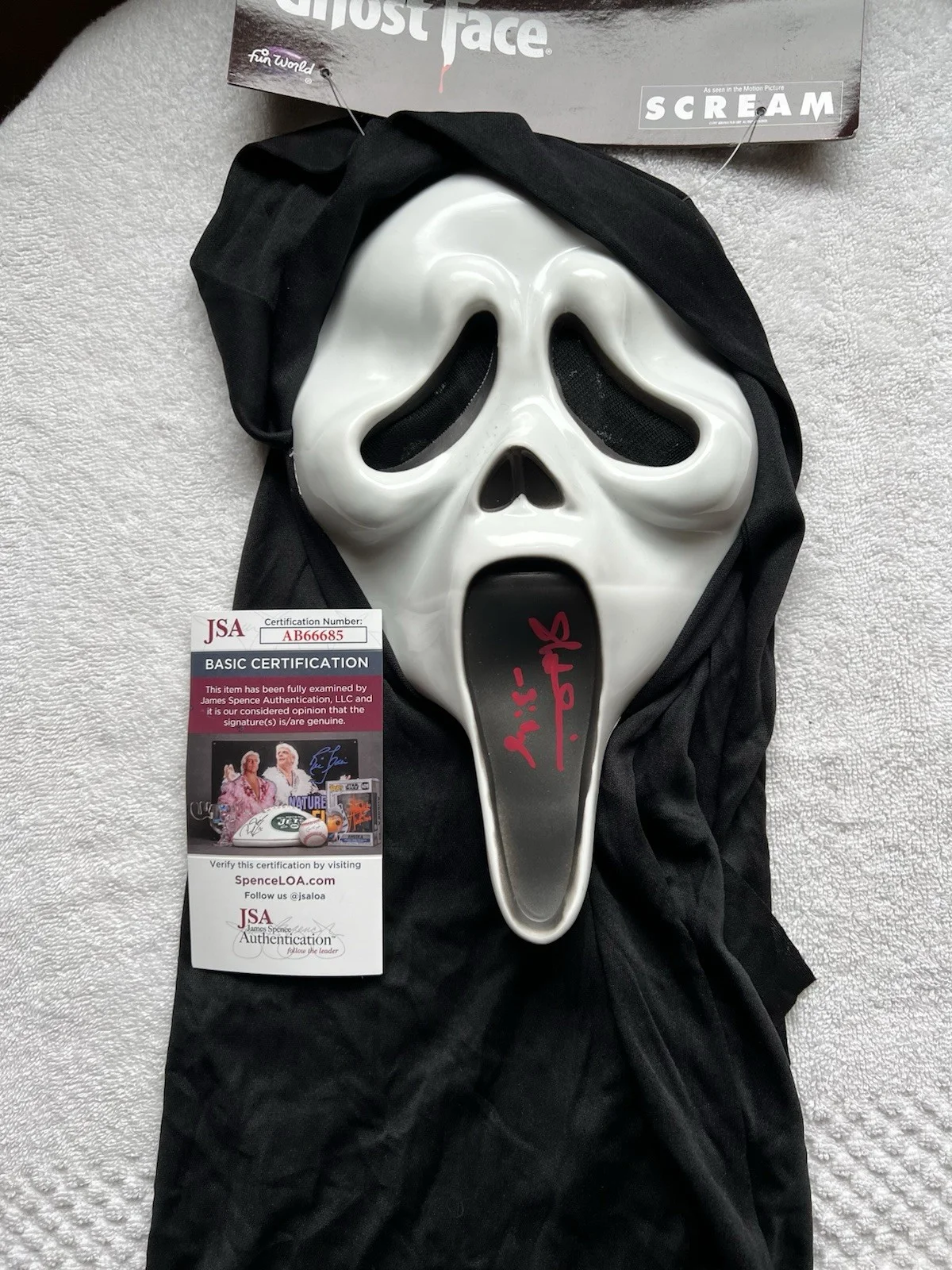 Skeet Ulrich — Skeet Ulrich signed Mask Ghostface Billy Loomis Scream JSA COA, image 4