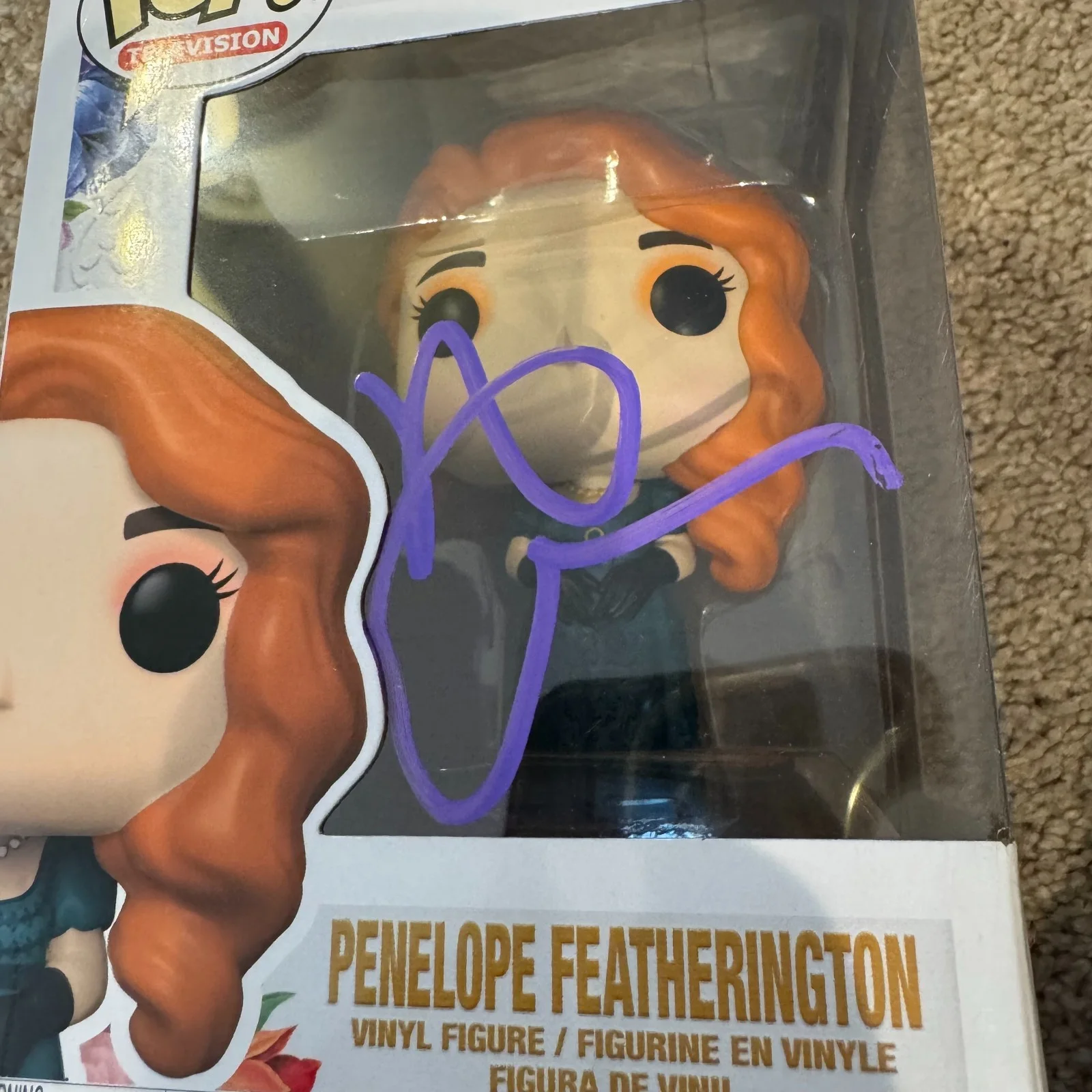 Nicola Coughlan — Nicola Coughlan Signed Penelope Featherington Funko Pop VIDEO PROOF Bridgerton, изображение 4
