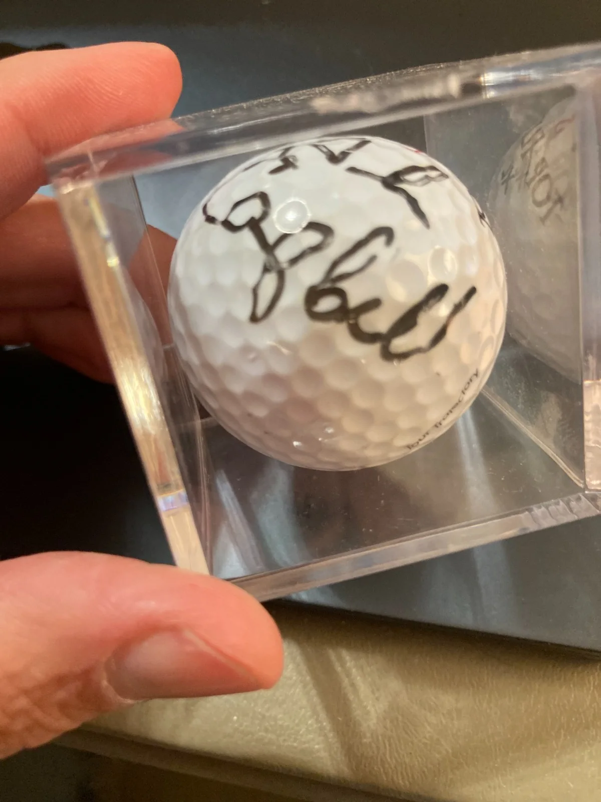 Glen Campbell (RIP)- Country Star SIGNED Golf Ball in Case with COA, изображение 3