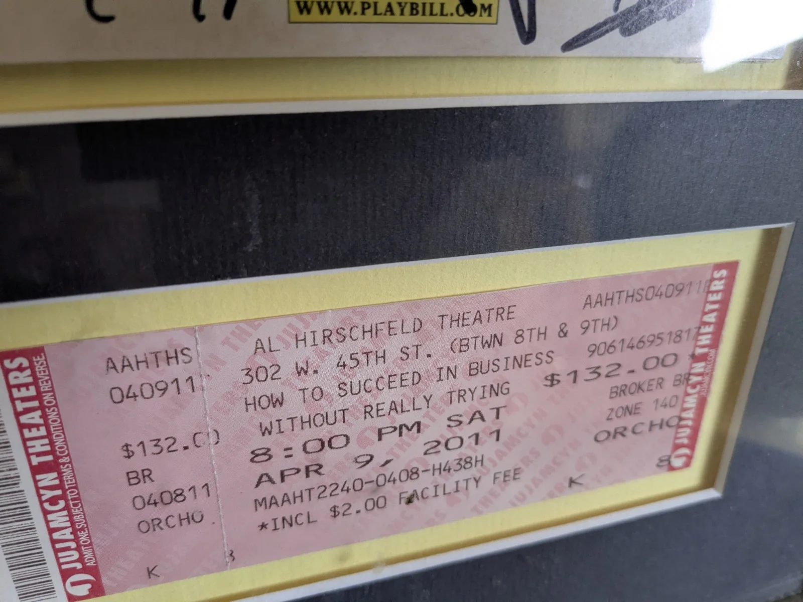 Two Signed Playbills Adams Family And How To Succeed With Theater Tickets, изображение 5
